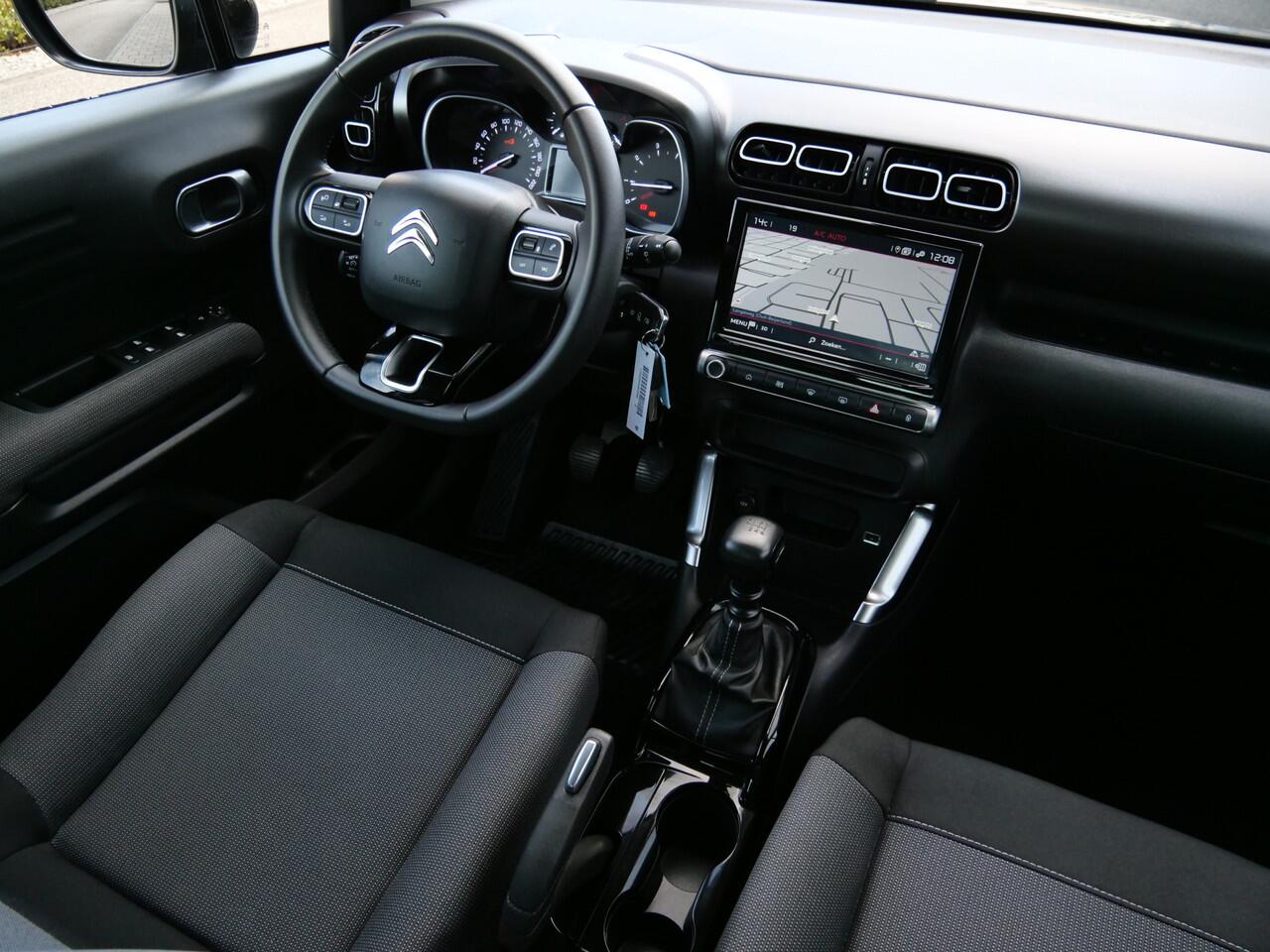 Citroen C3 Aircross 1.2 PureTech Plus 110 Pk Navi / PDC / DAB / Apple Carplay