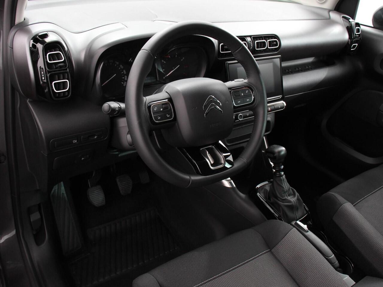 Citroen C3 Aircross 1.2 PureTech 110pk You Navigatie Apple Carplay/Android Auto Climate Control Cruise Control Dab Parkeer sensoren