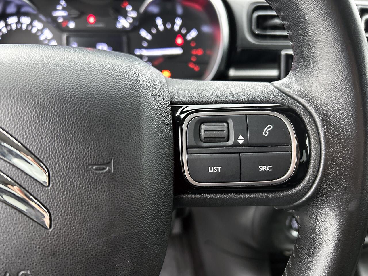 Citroen C3 110 PK Shine | Rijklaar | Keyless Entry | 17" LMV | Camera |