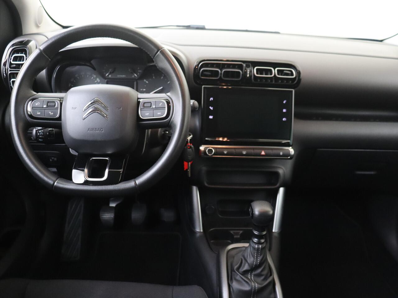 Citroen C3 Aircross 1.2 PureTech C-Series | Donker getint glas achter | Cruise control | Lederen stuur |