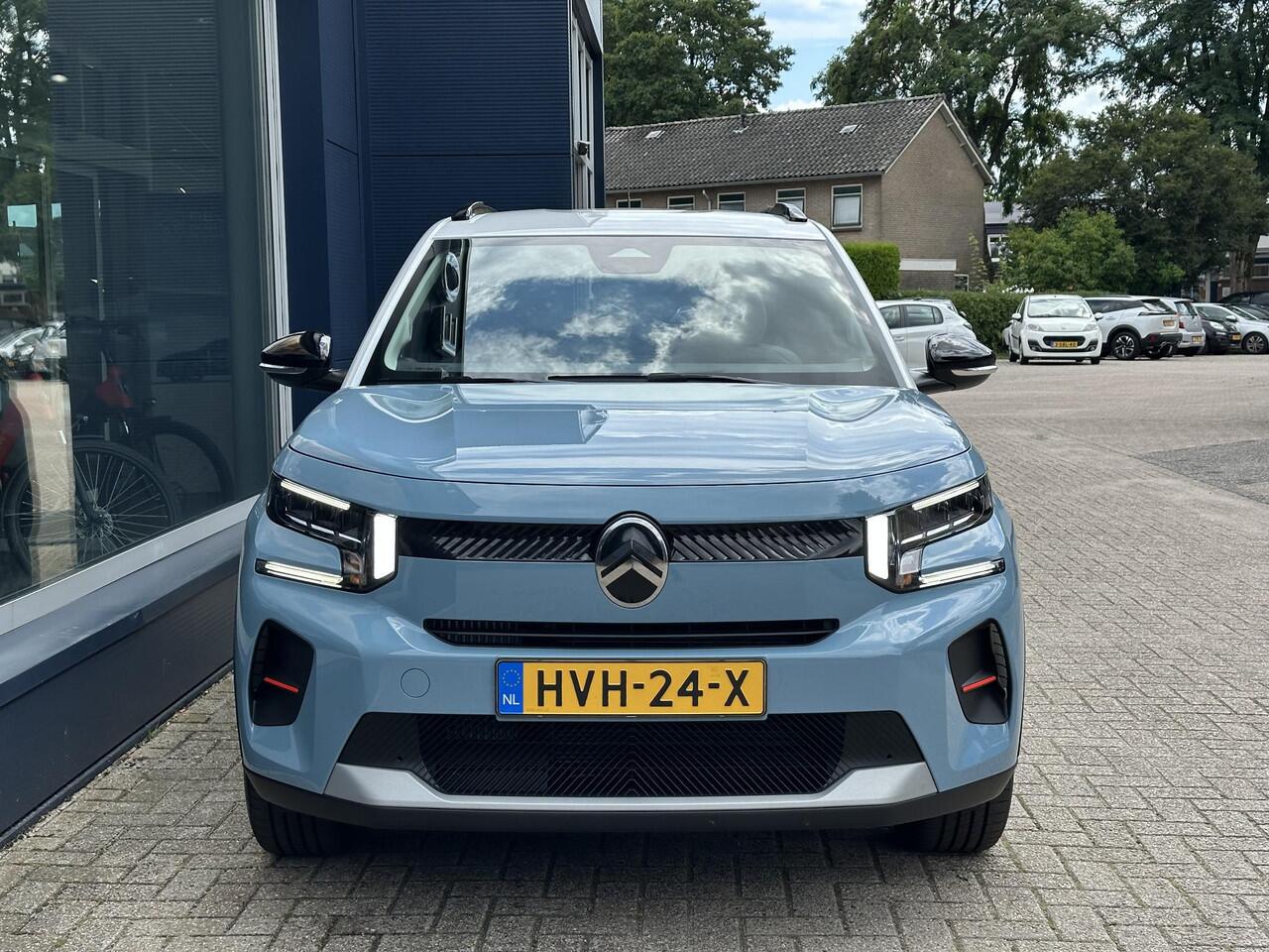Citroen C3 1.2 Turbo 100 PK Max | ¤ 2.000 VOORRAAD VOORDEEL | Nieuwe Auto | Navigatie | Parkeer Camera + Sensoren achterzijde | Lichtmetalen Velgen| Hoge zitpositie | LED Verlichting | Contrastkleur Dak | Climate control | Cruise control | DAB+ Radio |
