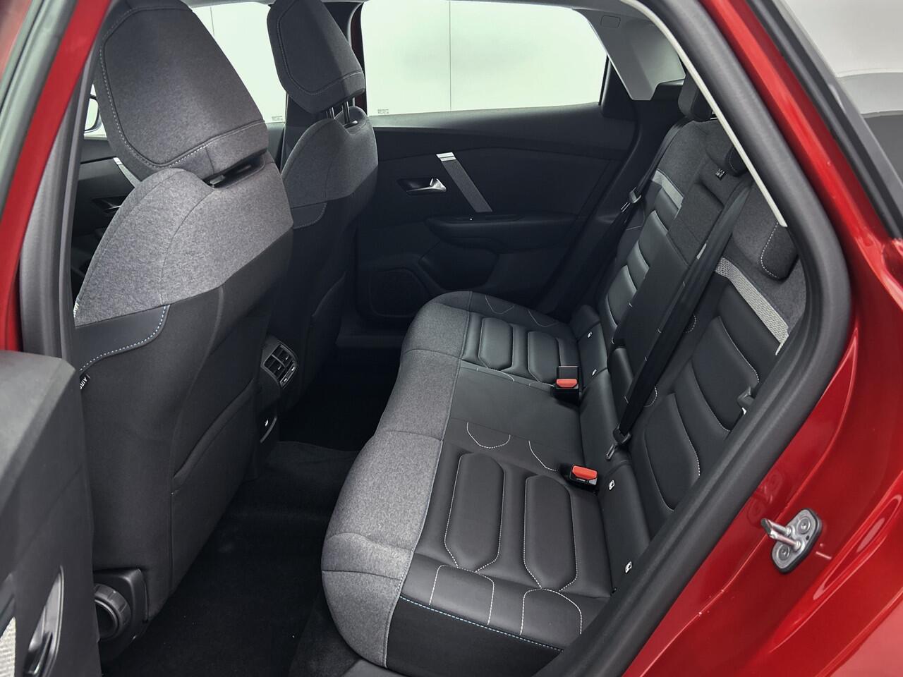 Citroen C4 130 PK Automaat Plus RIJKLAAR | NIEUW! | Camera | Navigatie | Zwart Dak |