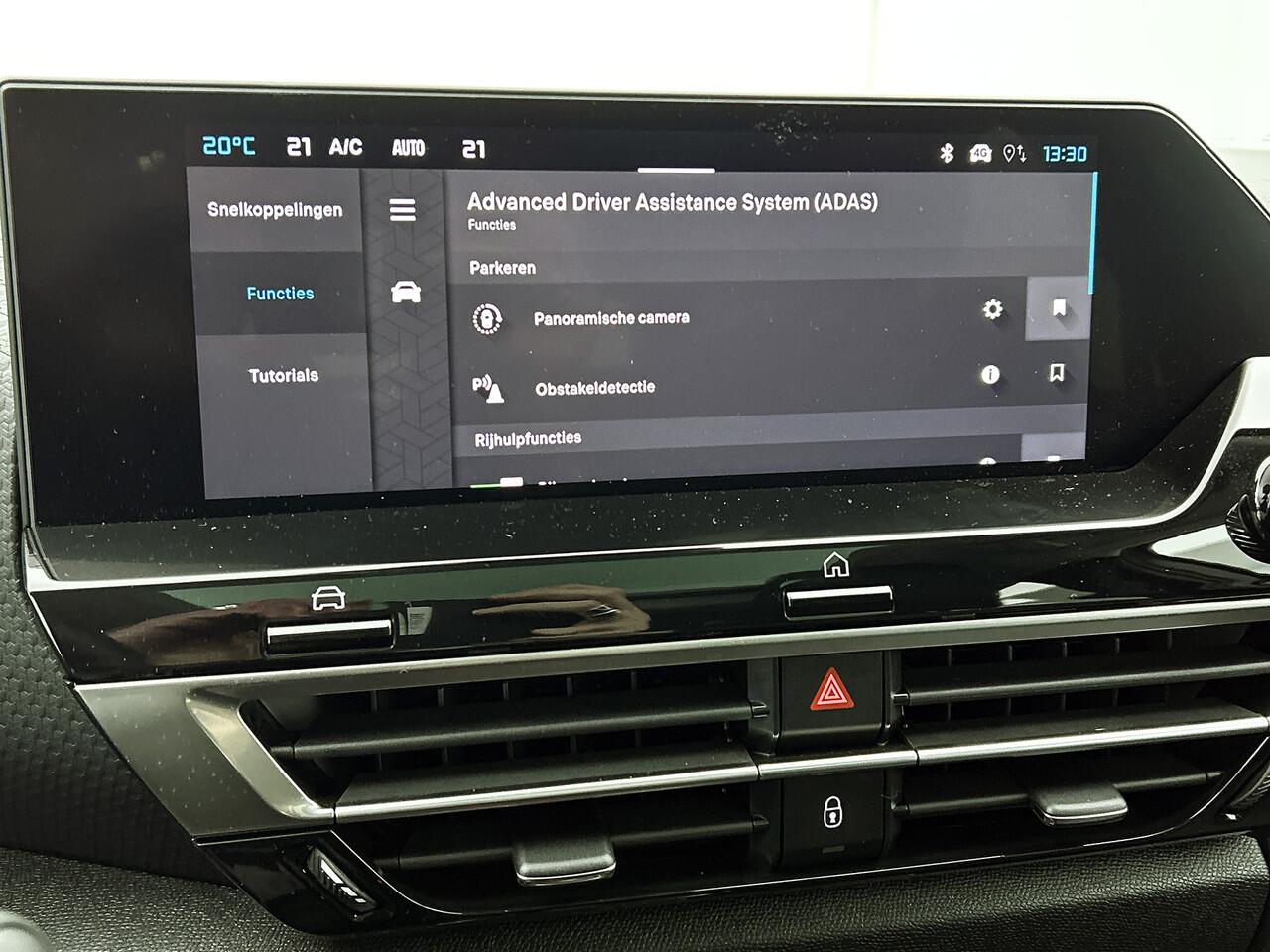 Citroen C4 Hybrid 136 PK Automaat Max RIJKLAAR | NIEUW! | Panoramadak | Stoelverwarming | Adaptive Cruise Control |