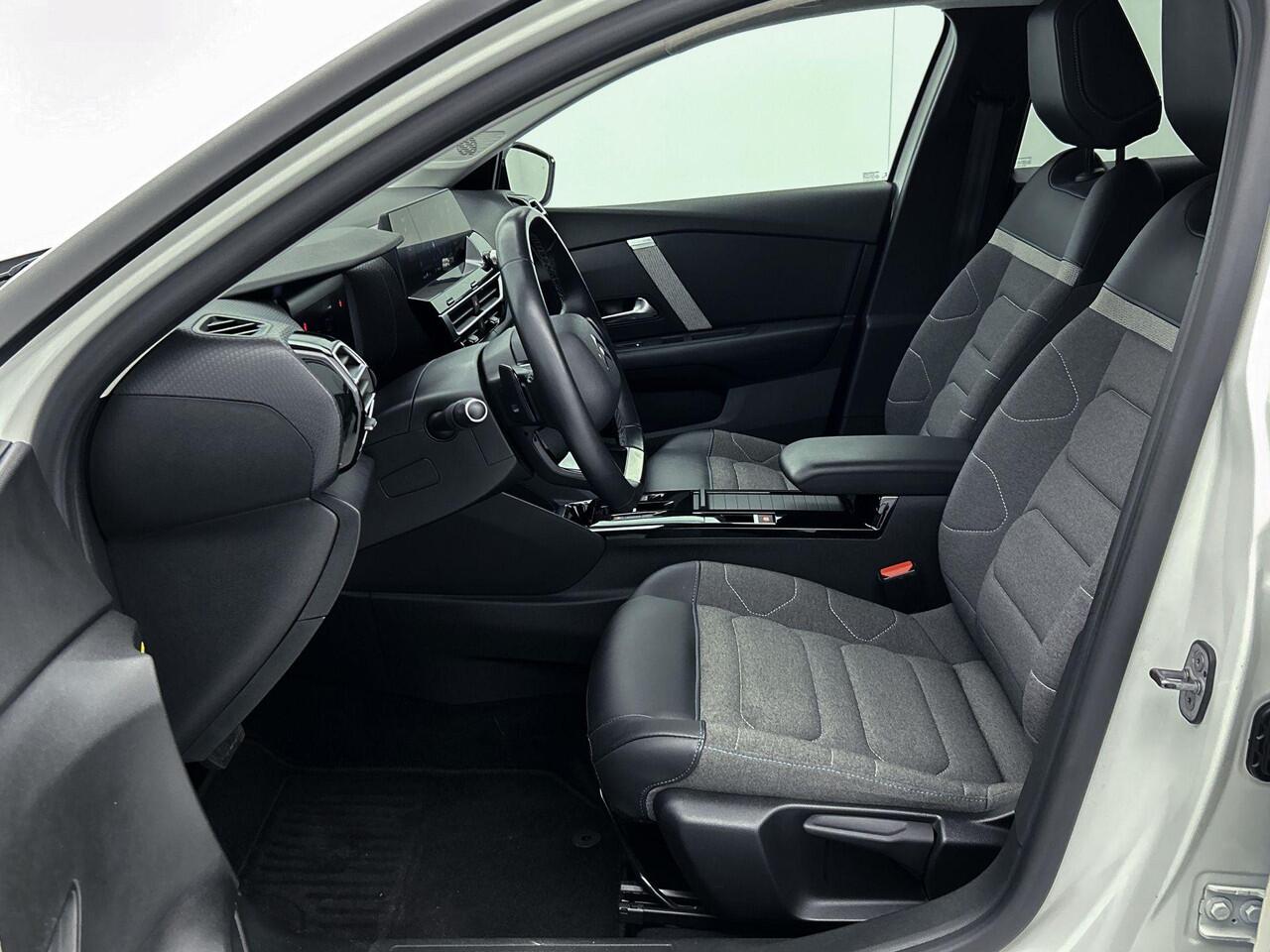 Citroen C4 1.2 130pk aut. Business Plus CAMERA | AD-CRUISE | CARPLAY | NAVI