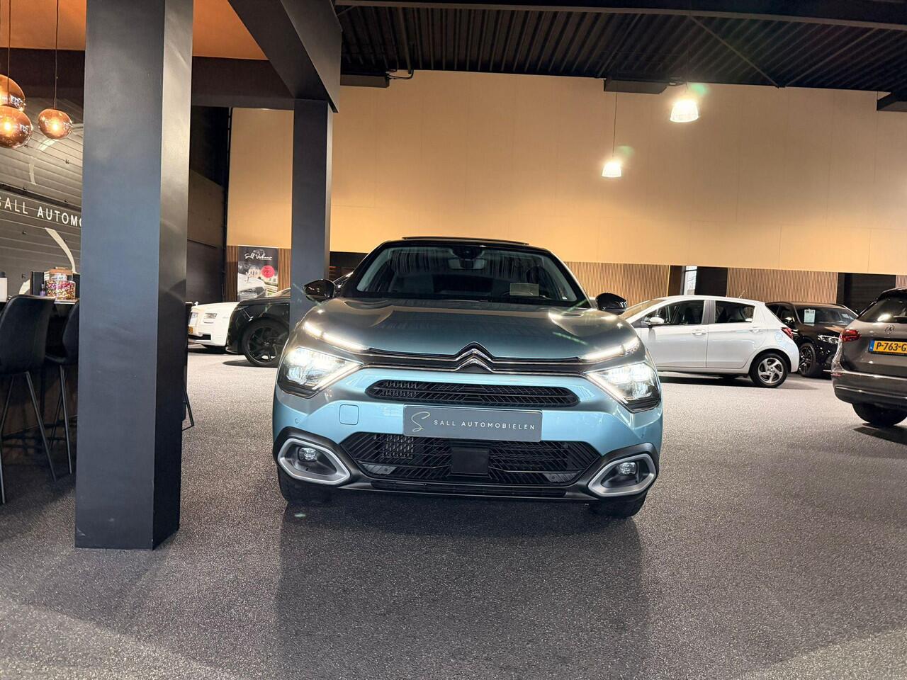 Citroen C4 1.2 Puretech Shine Pano/360/Keyless