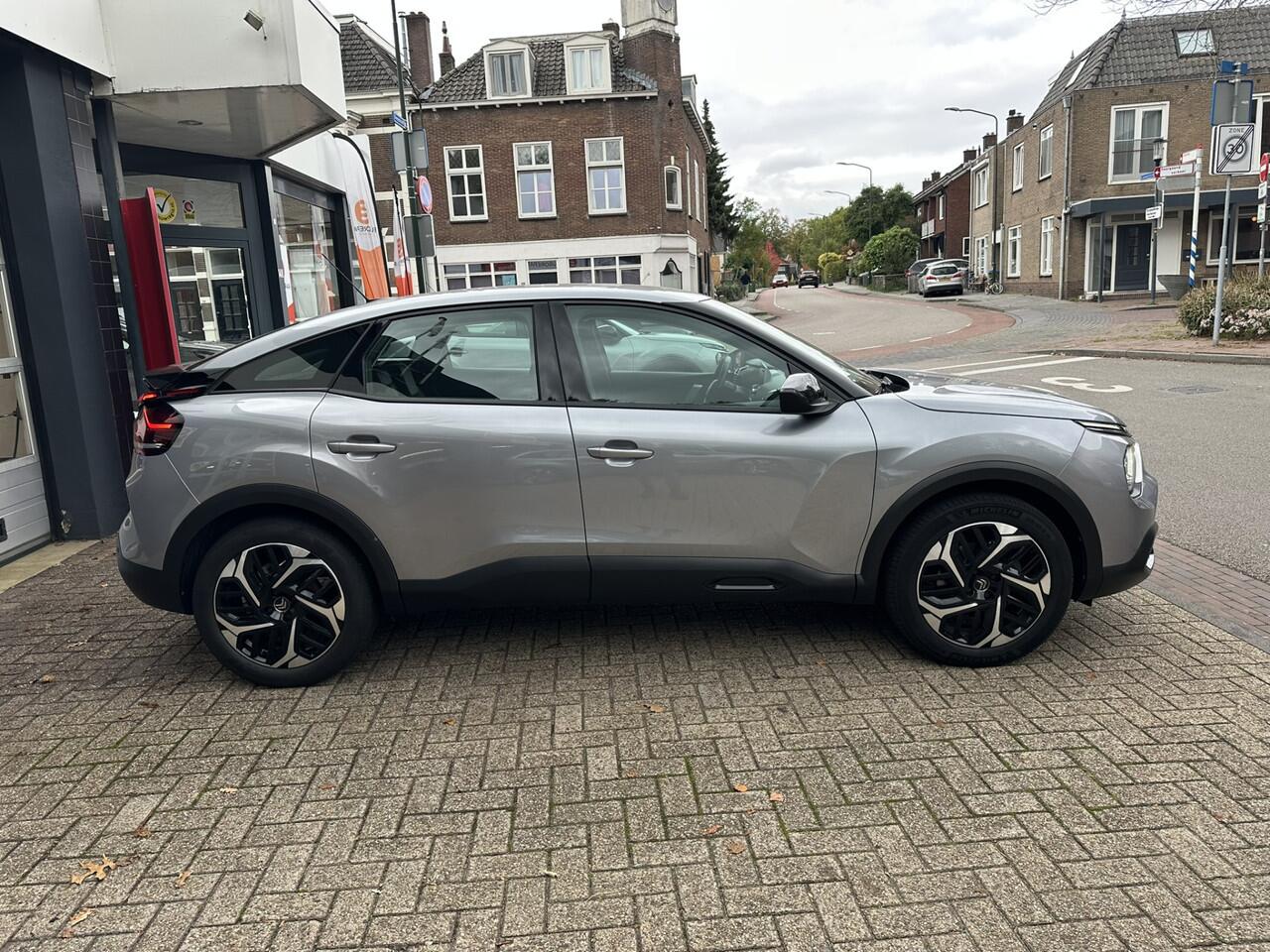 Citroen C4 1.2 Puretech 130 pk Feel Edition All-in Prijs Nav/Trekhaak/Clim/Parkeer sens Eurorepar