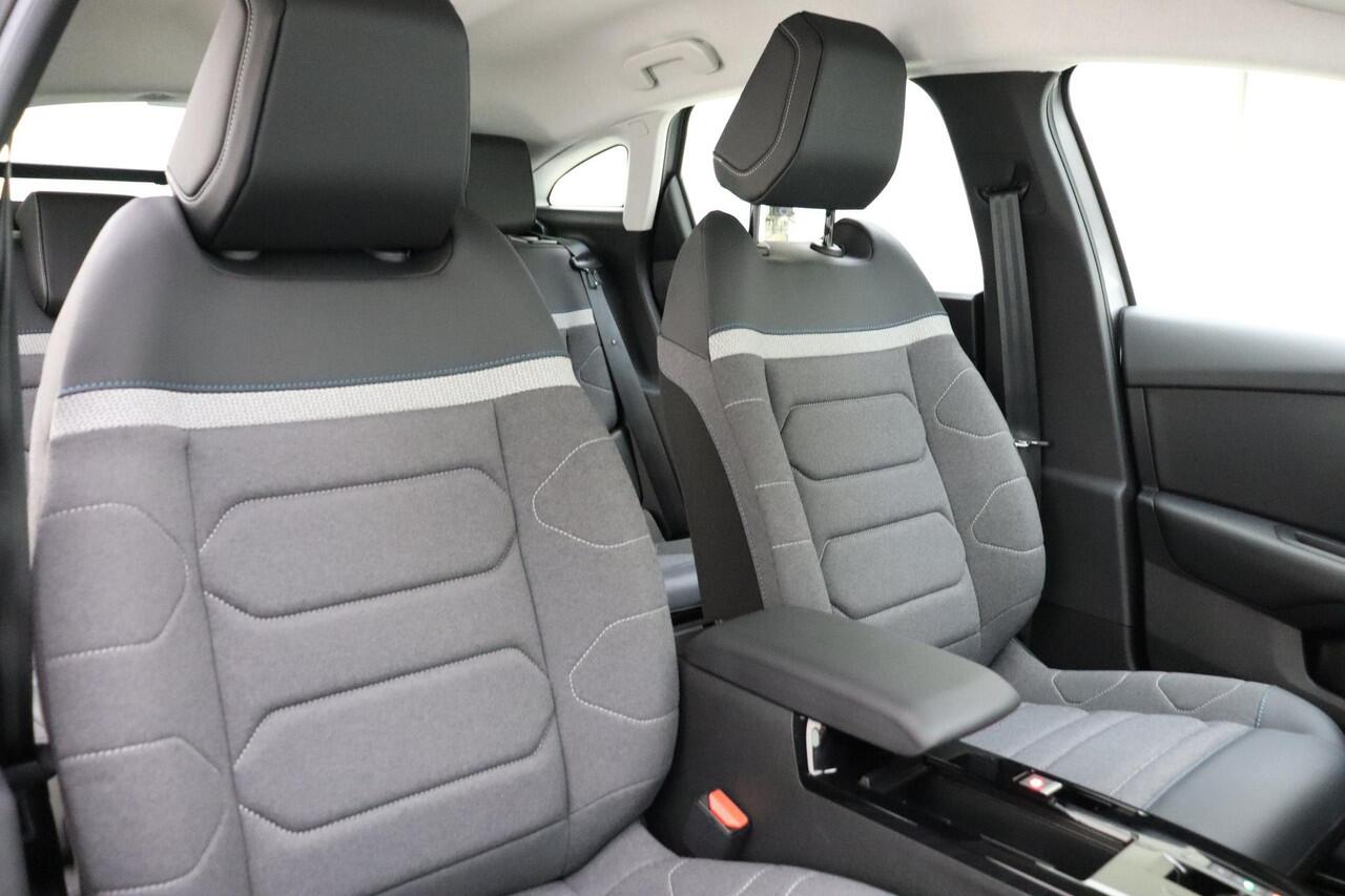 Citroen C4 1.2 Puretech Feel 130 PK | Automaat | Camera | Navigatie | Cruise Control | Keyless Entry & Start | Licht metalen velgen | Nieuw uit voorraad leverbaar