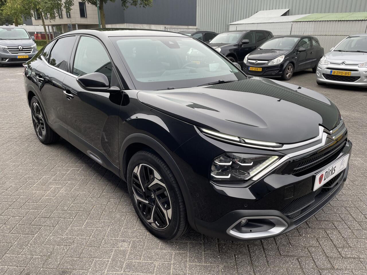 Citroen C4 X 130pk Max (Keyless Entry - Leder - Parkeersensoren V+A - Camera - LED - Head up - Navigatie - Automatische Airco - Apple Carplay)