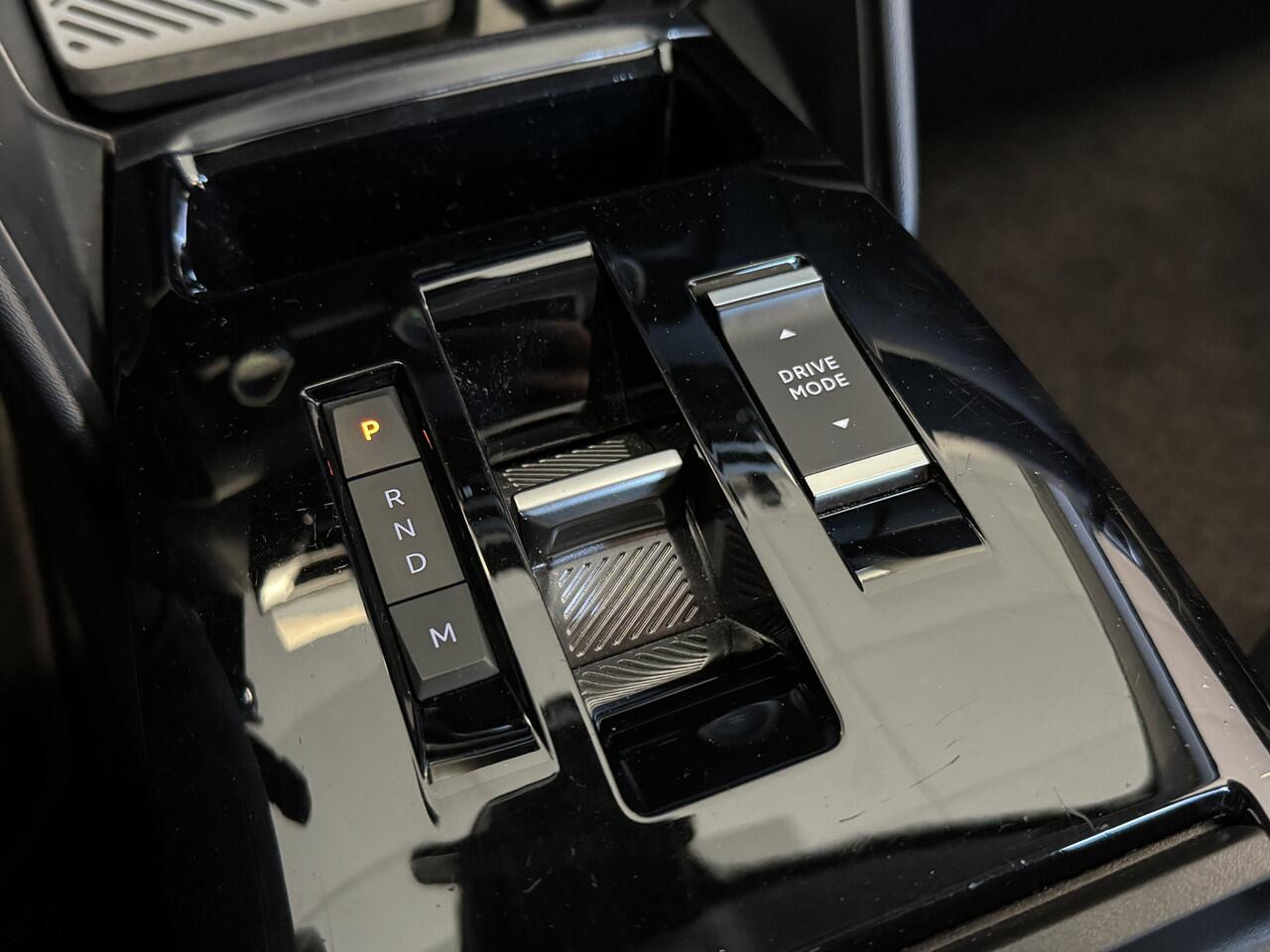 Citroen C4 1.2 130PK Feel Automaat Navi Climate Control Camera Carplay