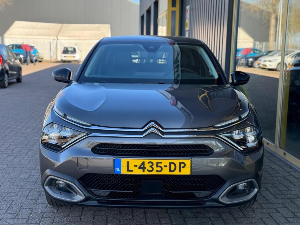 Citroen C4 1.2 PT. Shine
