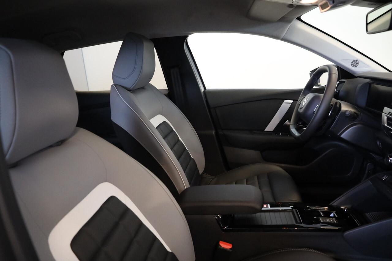 Citroen C4 Hybrid 136 Max Automaat 6 |Stoel- en stuurverwarming | Camera en Sensoren |