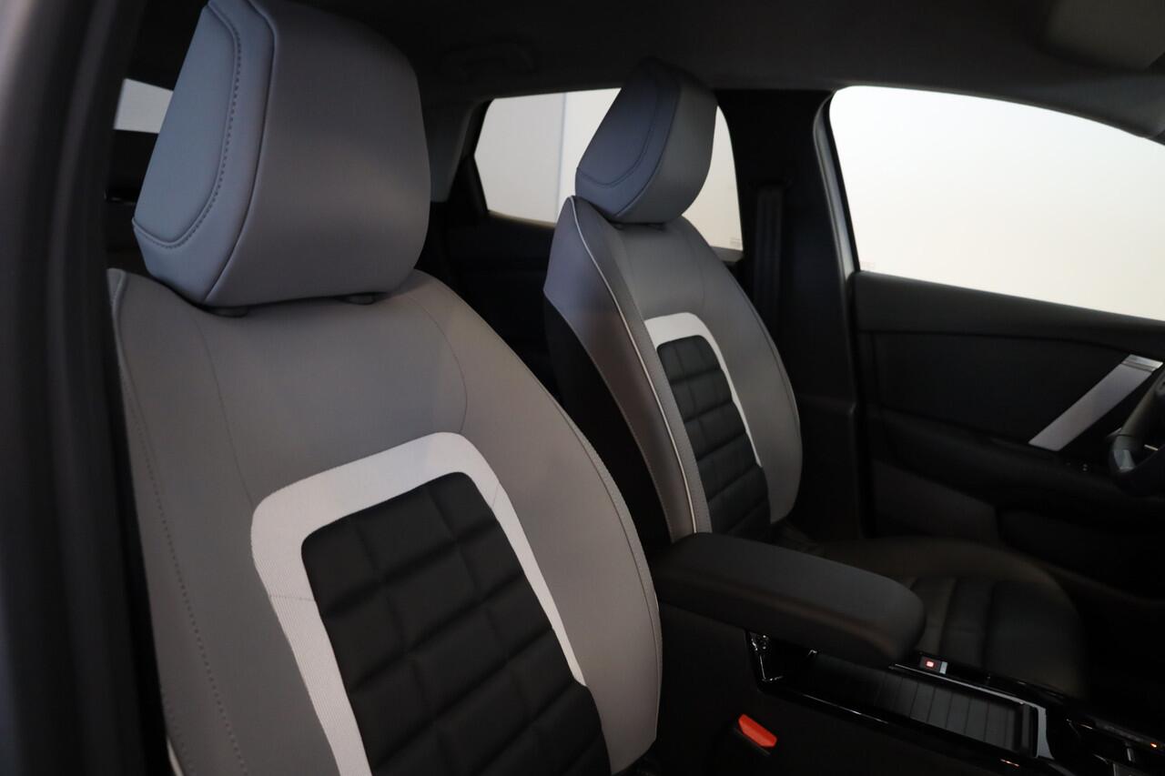 Citroen C4 Hybrid 136 Max Automaat 6 |Stoel- en stuurverwarming | Camera en Sensoren |