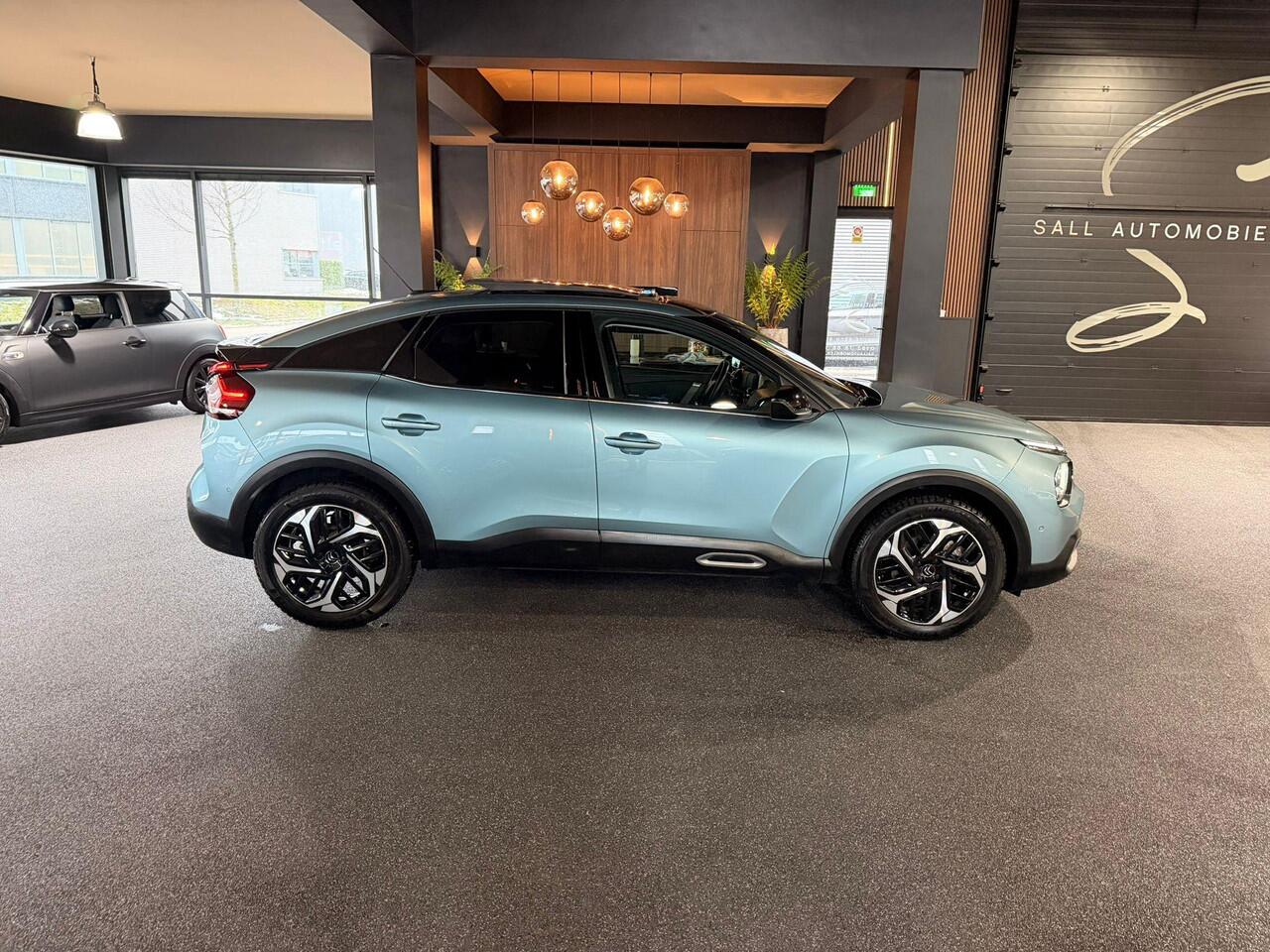 Citroen C4 1.2 Puretech Shine Pano/360/Keyless