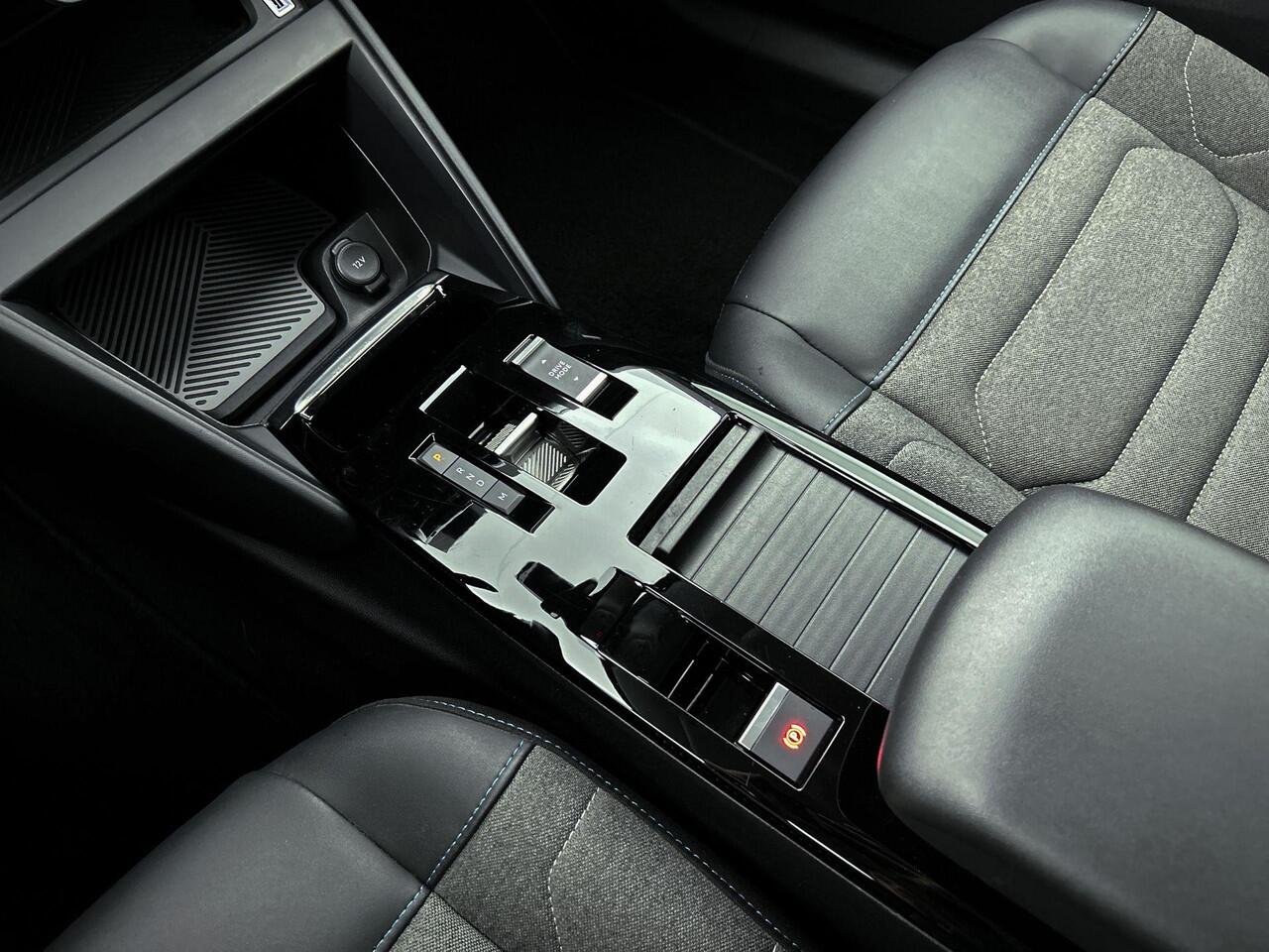 Citroen C4 1.2 130pk aut. Business Plus CAMERA | AD-CRUISE | CARPLAY | NAVI