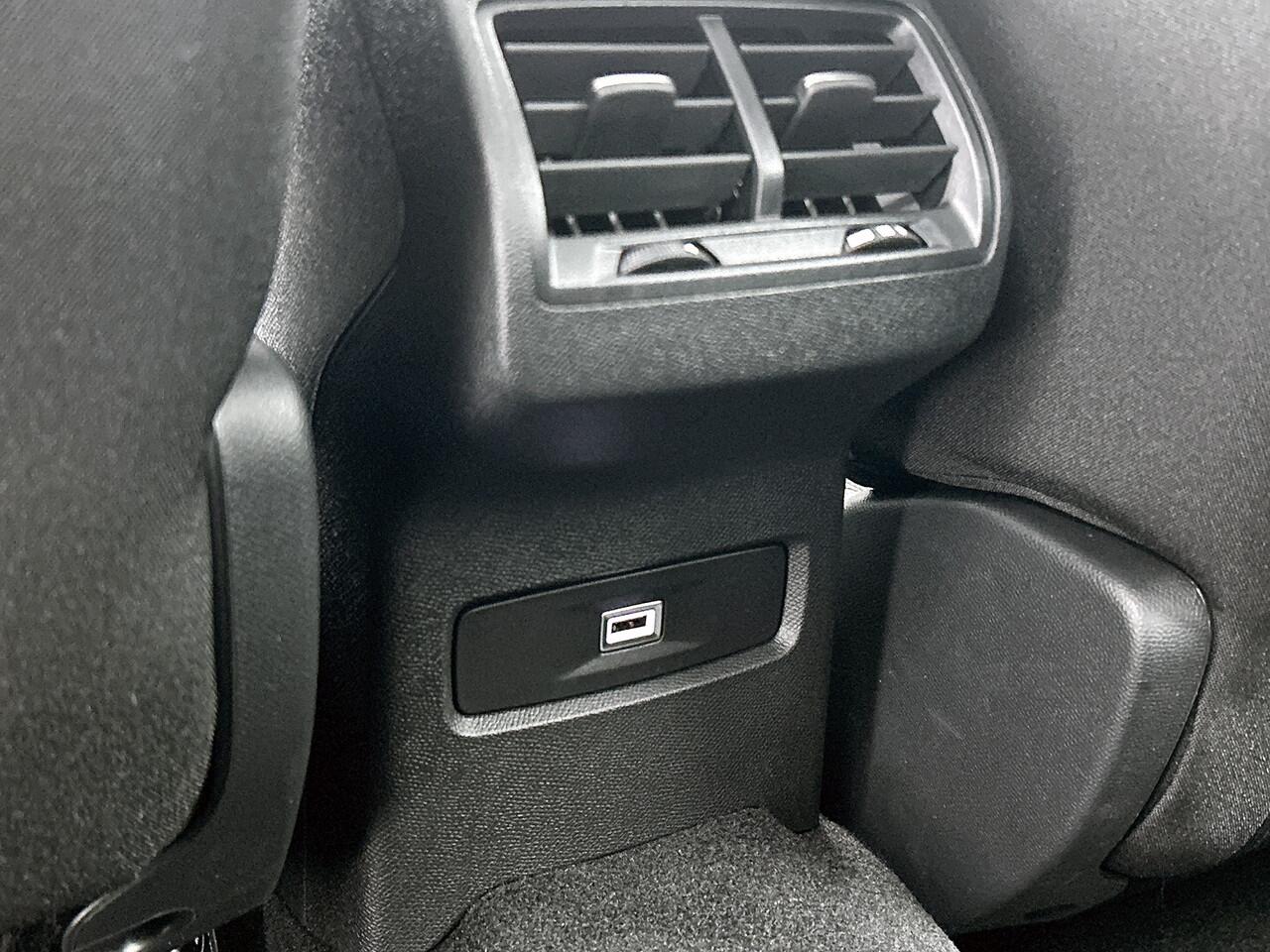 Citroen C4 Hybrid 145pk Automaat Business Private Lease ¤ 489,- pm - 48mnd - 10.000km