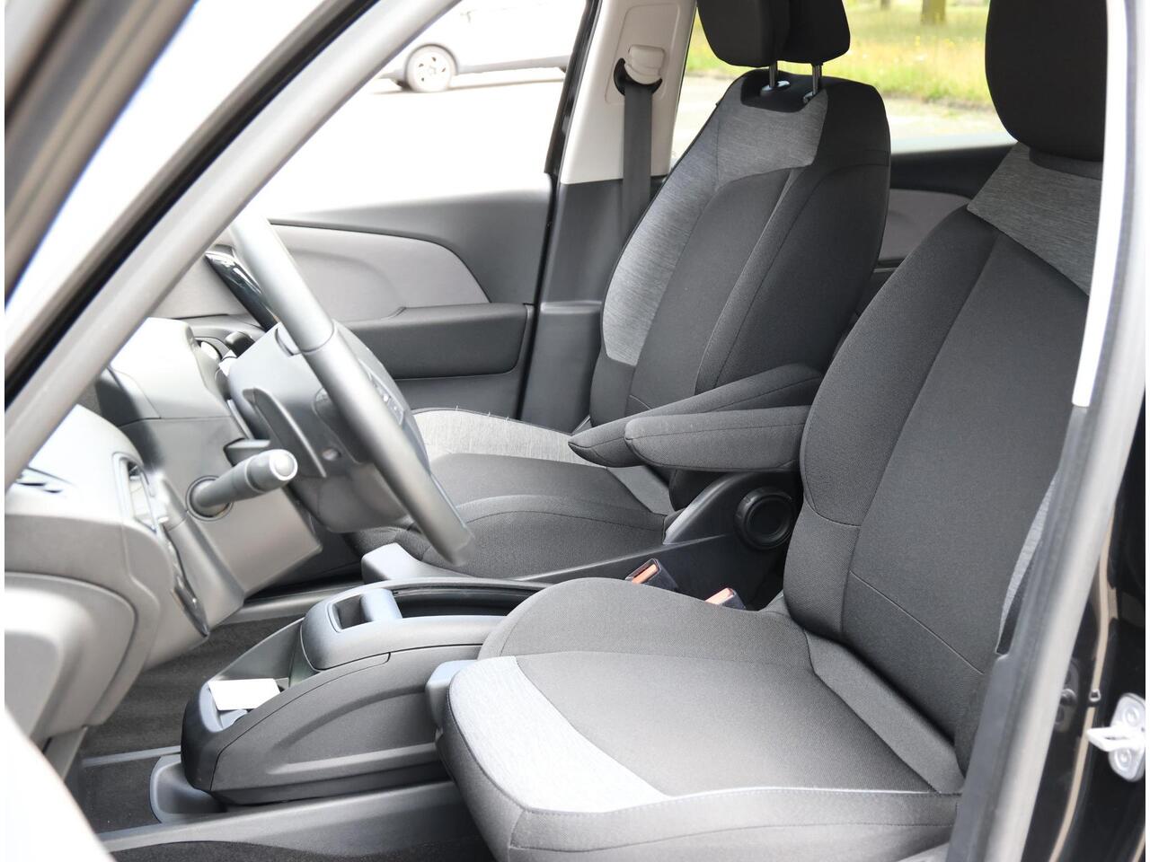 Citroen C4 SpaceTourer 130PK Business | 1ste eigenaar | AppleCarPlay/AndroidAuto | Camera | Cruise Control | Climate Control | Dodehoekdetectie | Navigatie | AUTOMAAT | Keyless | Isofix |