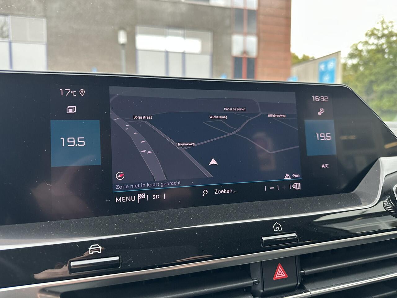 Citroen C4 1.2 Puretech 130 pk Feel Edition All-in Prijs Nav/Trekhaak/Clim/Parkeer sens Eurorepar