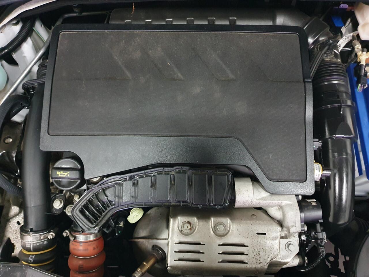 Citroen C4 CACTUS 1.2 PureTech Business NAVI/PDC/CRUISE/LMV