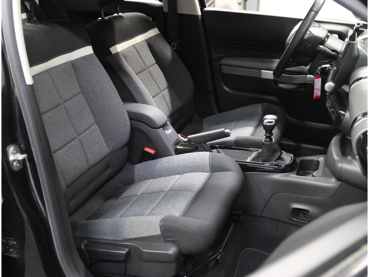 Citroen C4 CACTUS 1.2 110PK Business | 1ste eigenaar | AppleCarPlay/AndroidAuto | Cruise Control | Navigatie | Climate Control | Trekhaak | Armsteun | Isofix | Parkeersensoren |