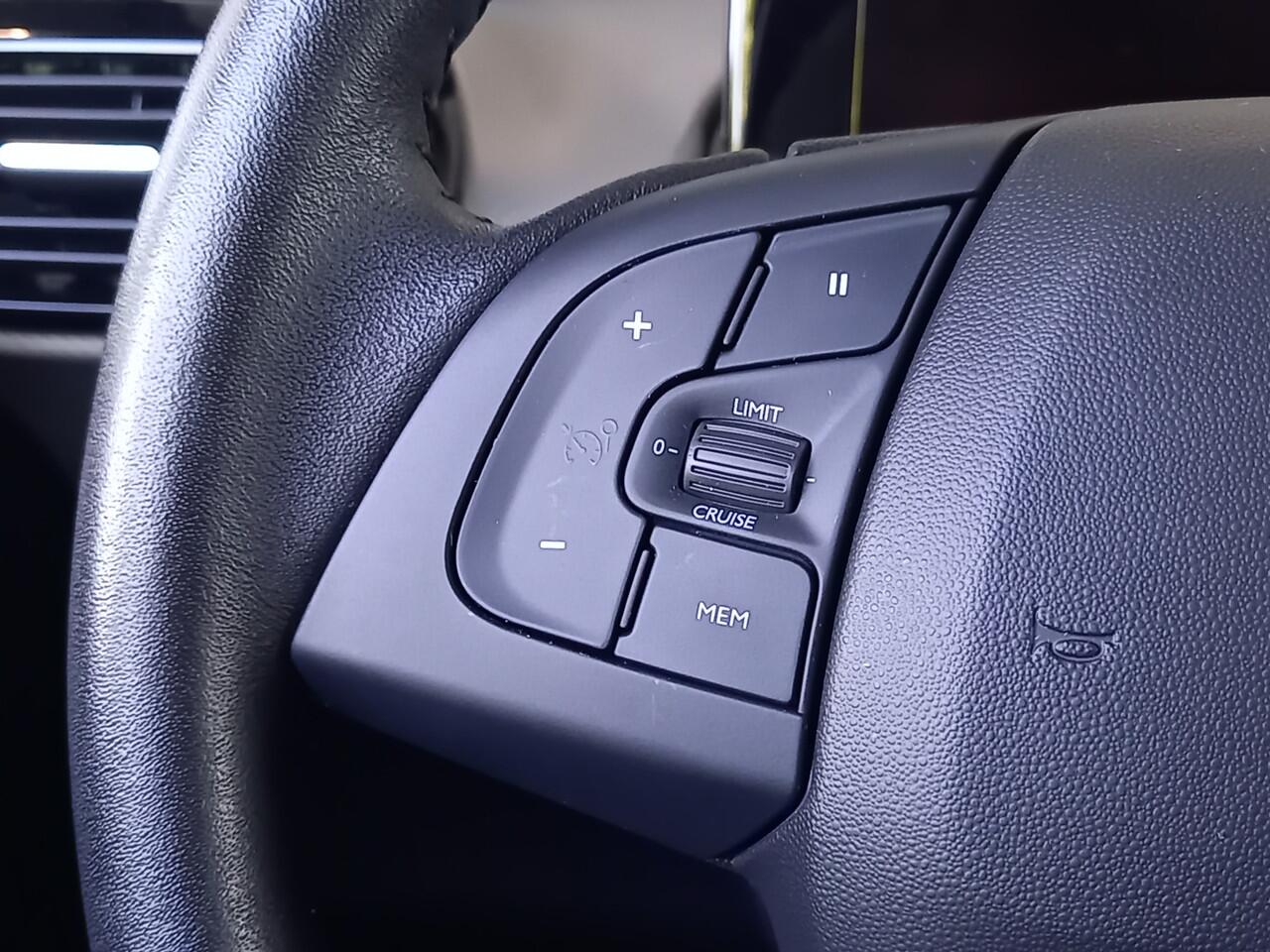 Citroen C4 CACTUS 1.2 PureTech Feel | Apple Carplay/Android Auto | Cruise control | Hoge Instap |