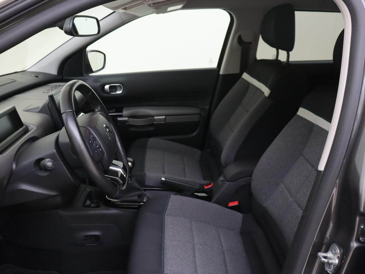 Citroen C4 CACTUS 1.2 PureTech Feel | Verstelbare lendensteunen | Remote services | Parkeersensoren | Lederen stuur |