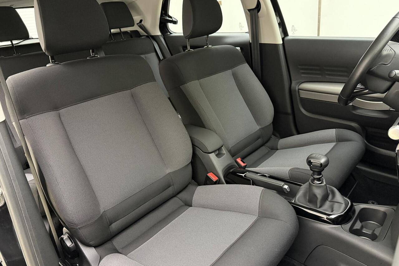 Citroen C4 CACTUS 1.2T Feel 110pk | Climate Control | Apple Carplay/Android Auto | Parkeersensoren achter | 1e Eigenaar | 18.246 km!