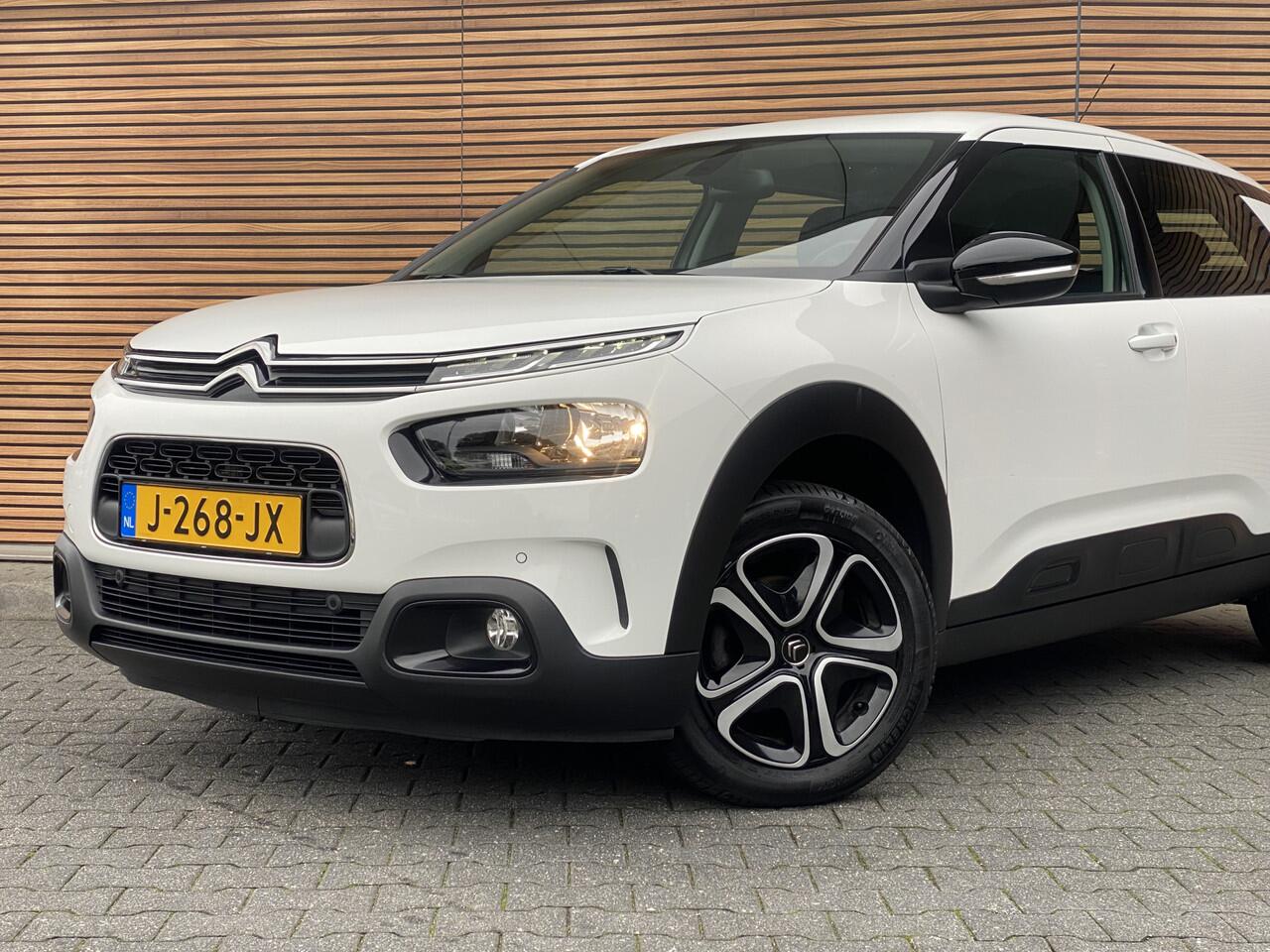 Citroen C4 CACTUS 1.2 PureTech Business Carplay / Cruise control / Carplay