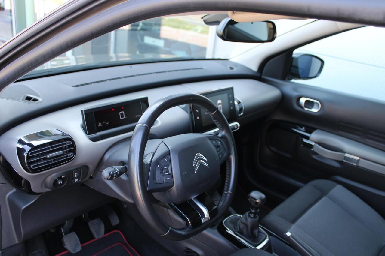 Citroen C4 CACTUS 1.2 PureTech 110pk Business Airco Navi Carplay PDC V+A