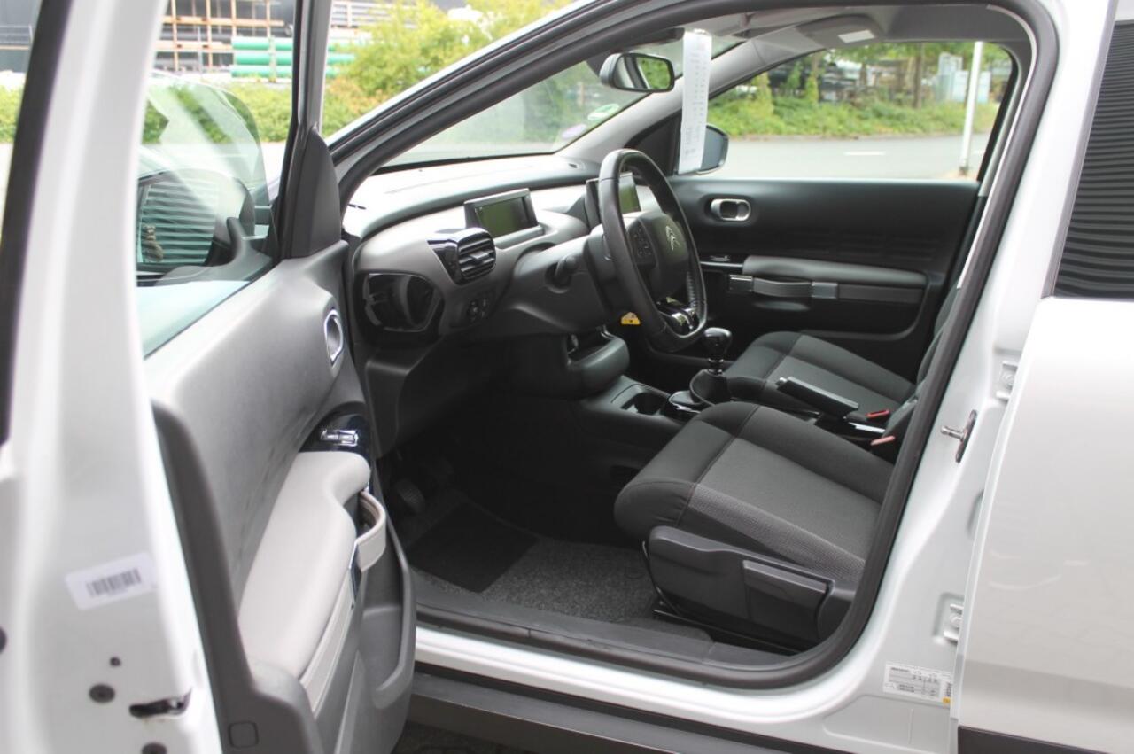 Citroen C4 CACTUS 1.2 PureTech Business Uitv. NAVIGATIE