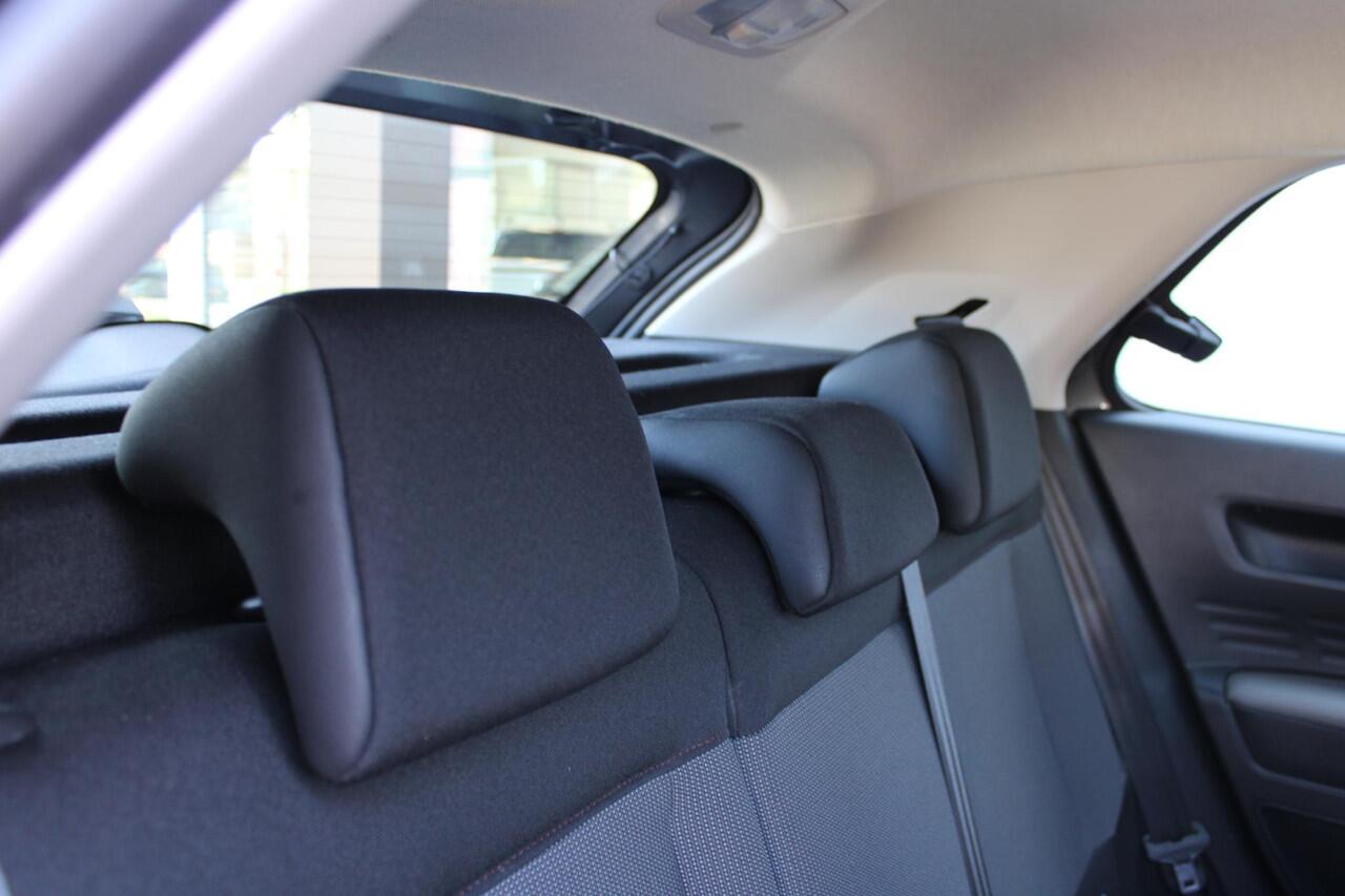 Citroen C4 CACTUS 1.2 PureTech 110pk Business Airco Navi Carplay PDC V+A