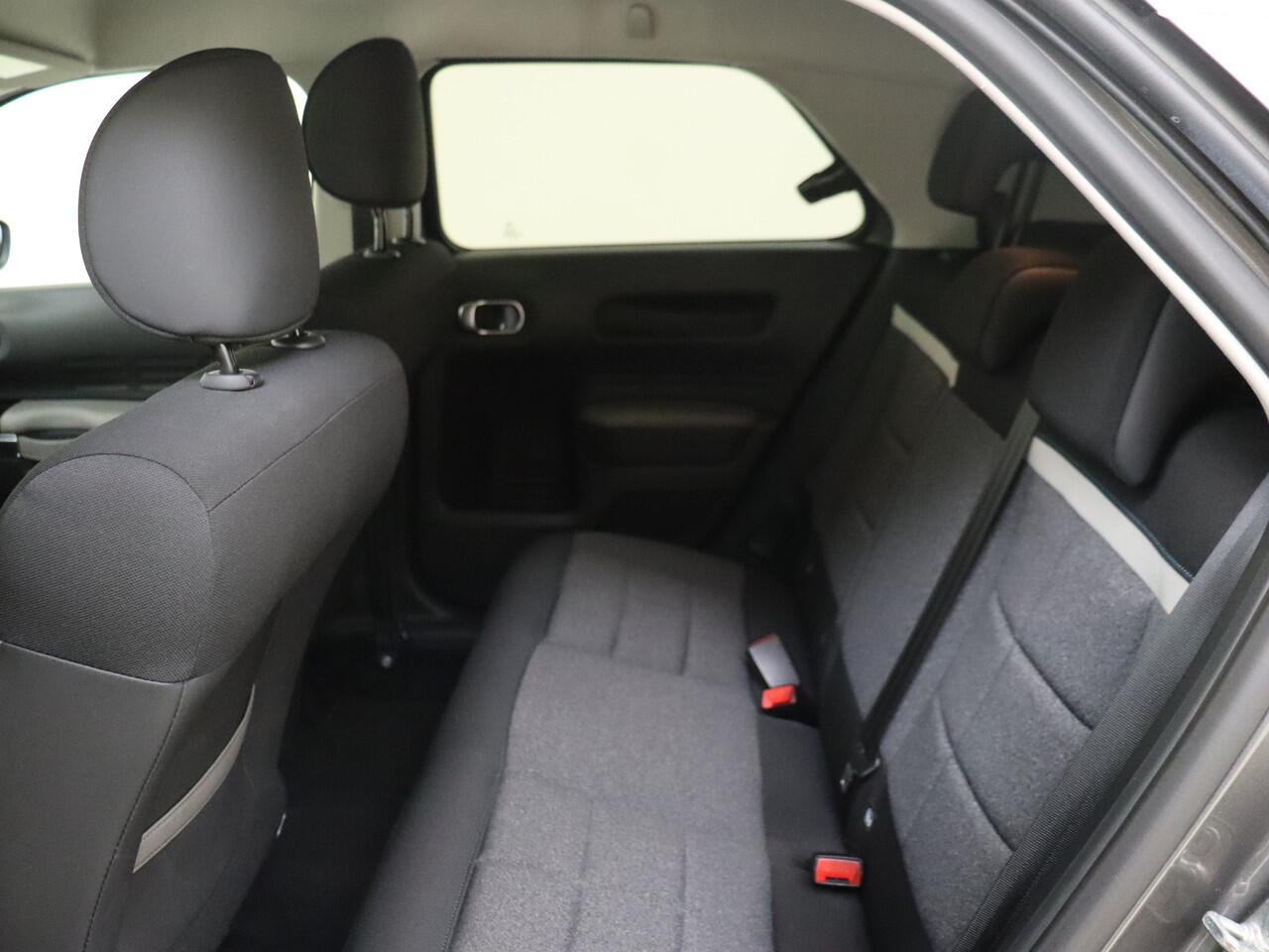 Citroen C4 CACTUS 1.2 PureTech Feel | Verstelbare lendensteunen | Remote services | Parkeersensoren | Lederen stuur |