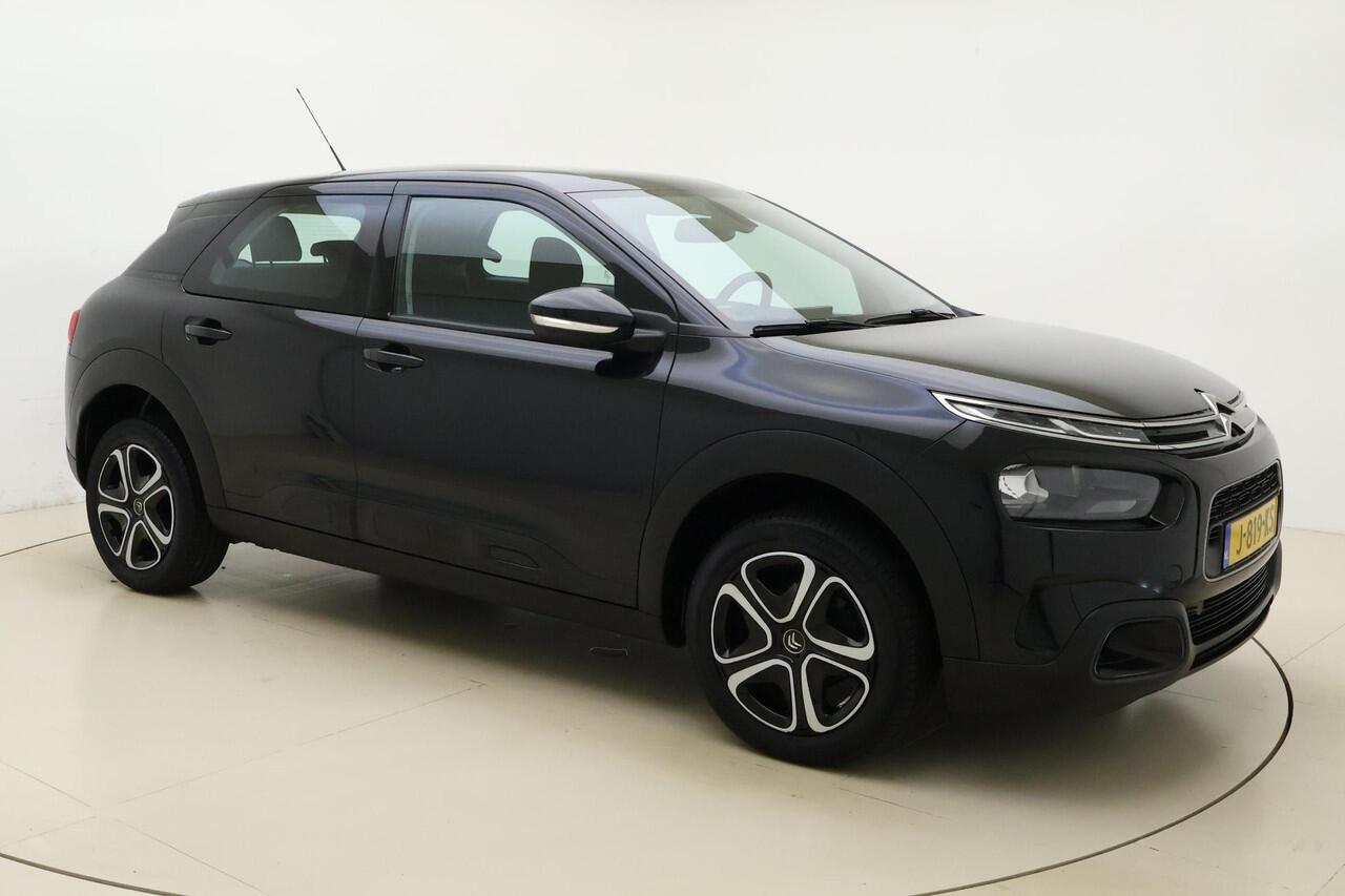 Citroen C4 CACTUS 1.2 PureTech 110pk Feel | Climate control | Parkeersensoren | Navigatie via Carplay | Weinig kilometers | Cruise Control | DAB+ radio