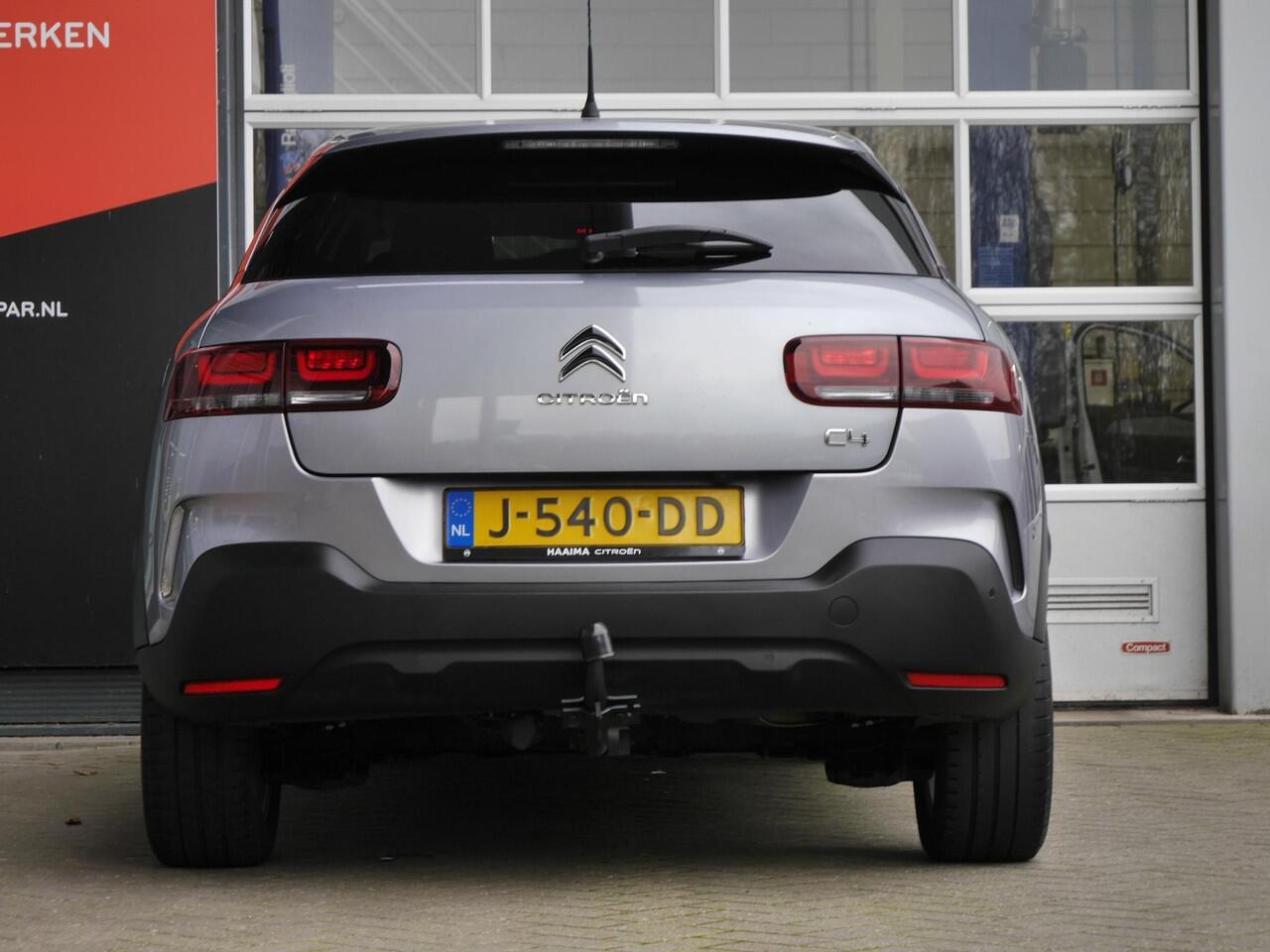 Citroen C4 CACTUS 1.2 PureTech Feel | Achteruitrijcamera | Keyless entry en start | Navigaitie | Trekhaak | Climate control | Cruise control