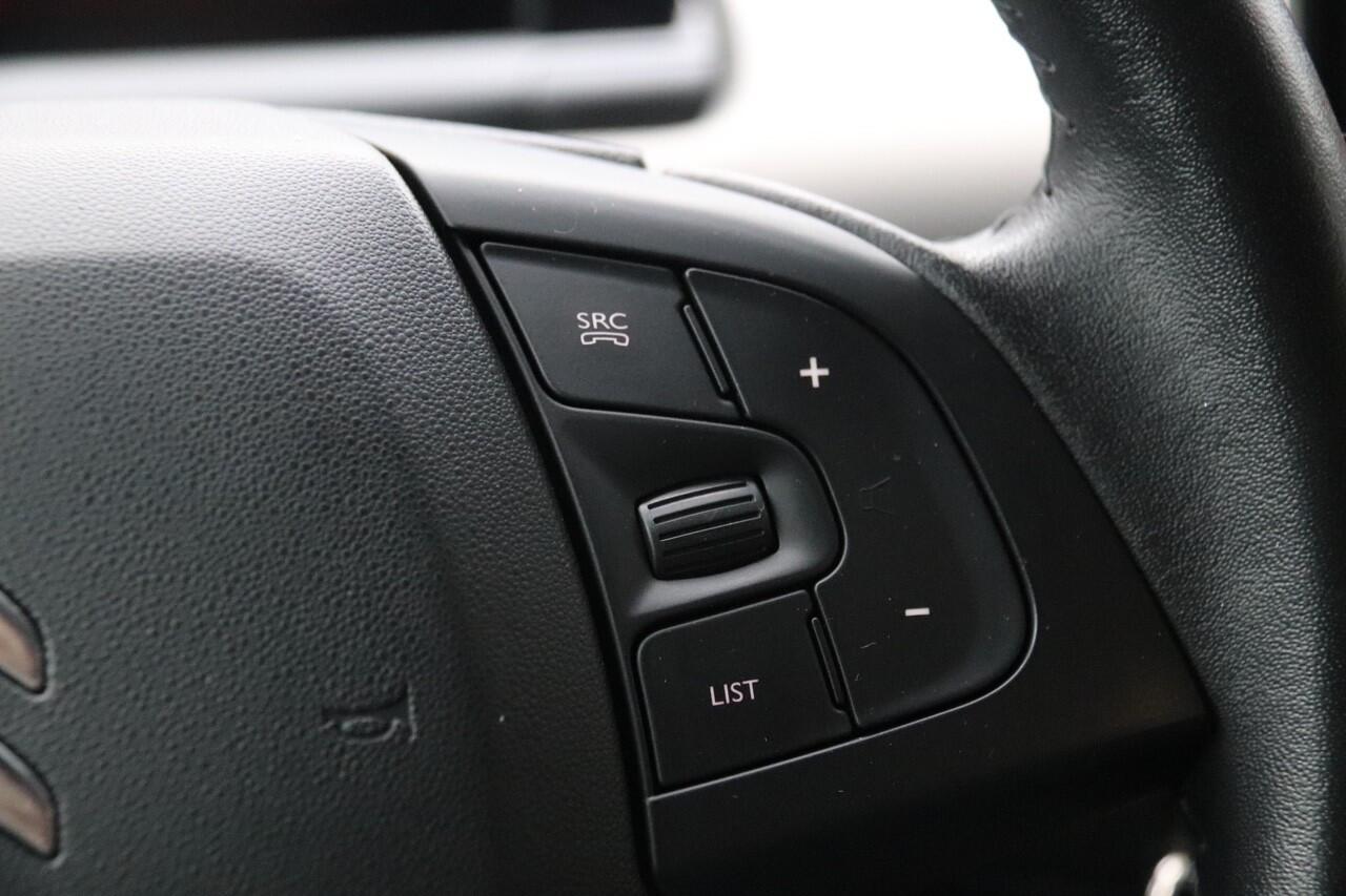 Citroen C4 CACTUS 1.2 PureTech Feel, Carplay, Navi, Parkeerhulp