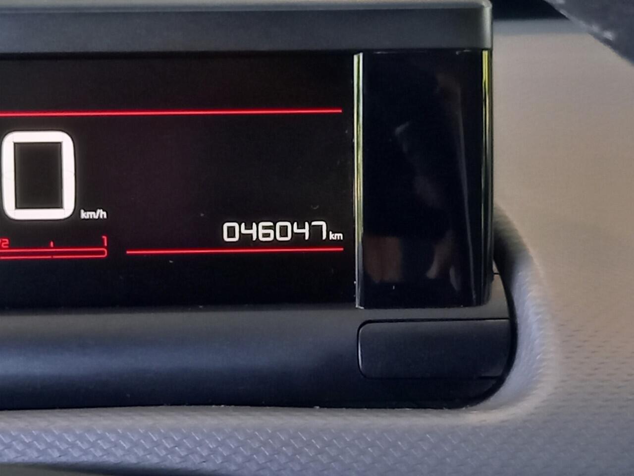 Citroen C4 CACTUS 1.2 PureTech Feel | Apple Carplay/Android Auto | Cruise control | Hoge Instap |