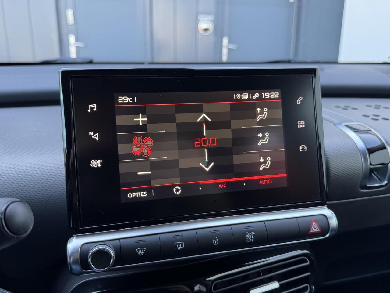 Citroen C4 CACTUS 1.2 PT 110 Business | Navi | Parkeercamera | Prijs is rijklaar