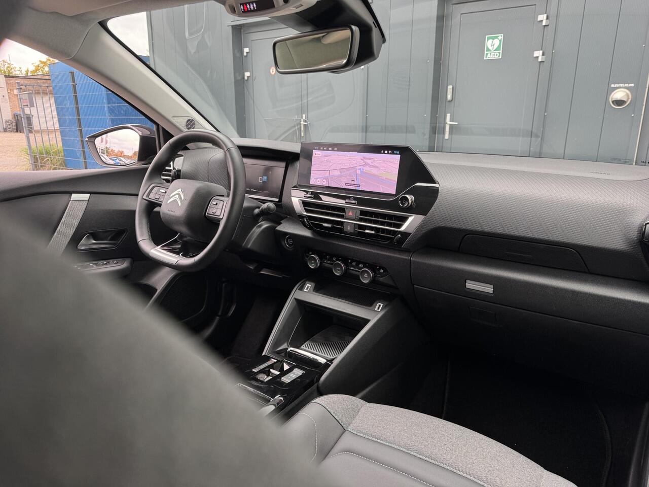 Citroen C4 X 1.2 PT 130 EAT8 Shine | Stoelverwarming | Verwarmde voorruit | Prijs is rijklaar