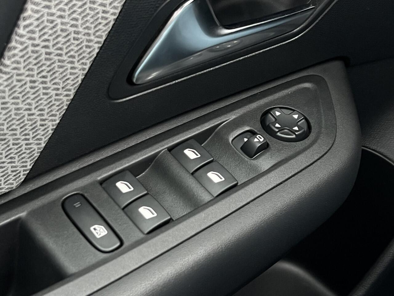 Citroen C4 1.2 Puretech Shine | Pano | Winter Pack | Camera | ACC