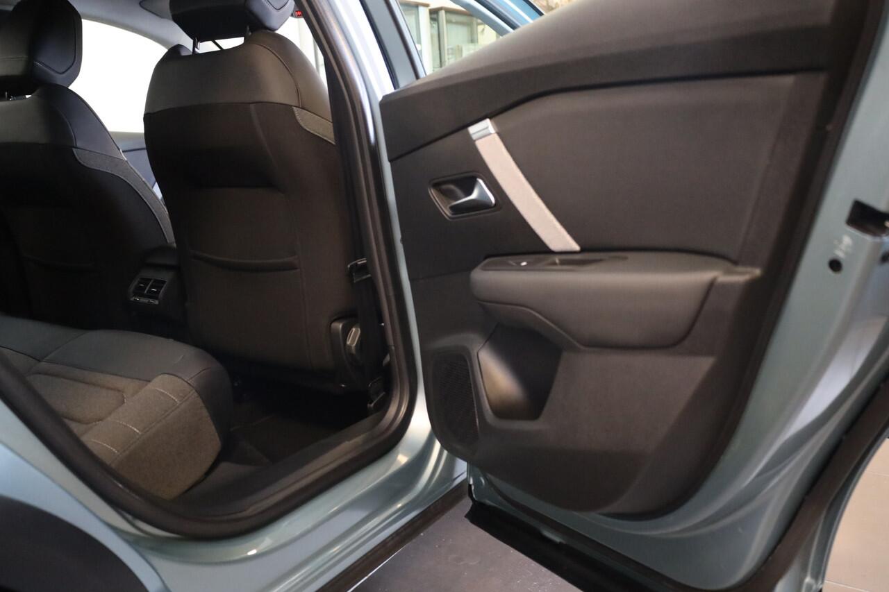 Citroen C4 PT 130 Feel Edition Camera | Sensoren Achter | Navi | Apple Carplay/Android Auto