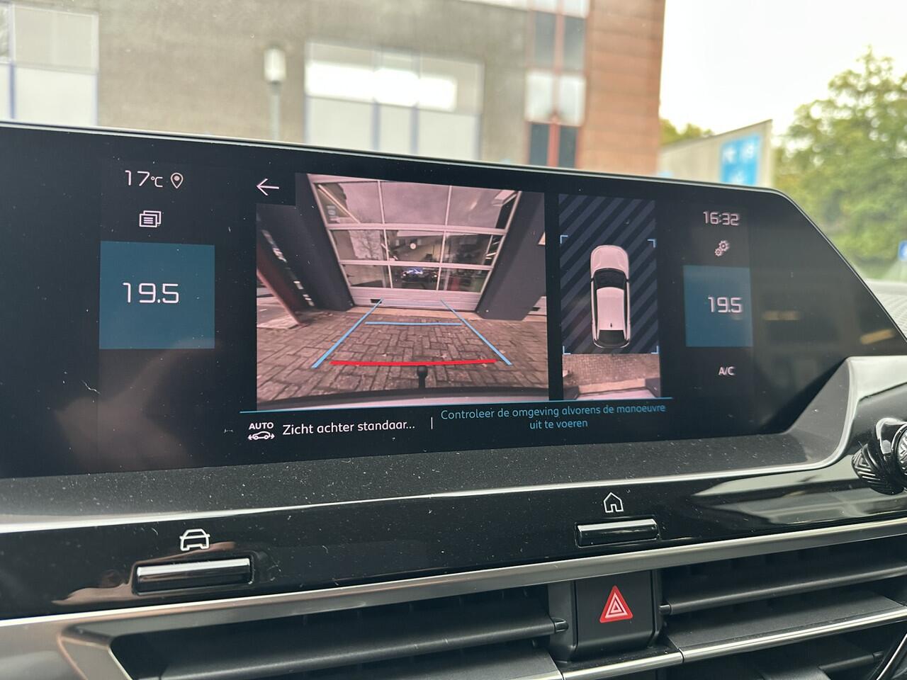 Citroen C4 1.2 Puretech 130 pk Feel Edition All-in Prijs Nav/Trekhaak/Clim/Parkeer sens Eurorepar