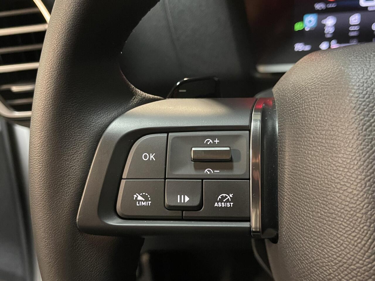 Citroen C4 1.2 Puretech Feel EAT8 18"/Camera/Stoelverwarming/Navigatie/Apple Carplay & Android Auto/PDC