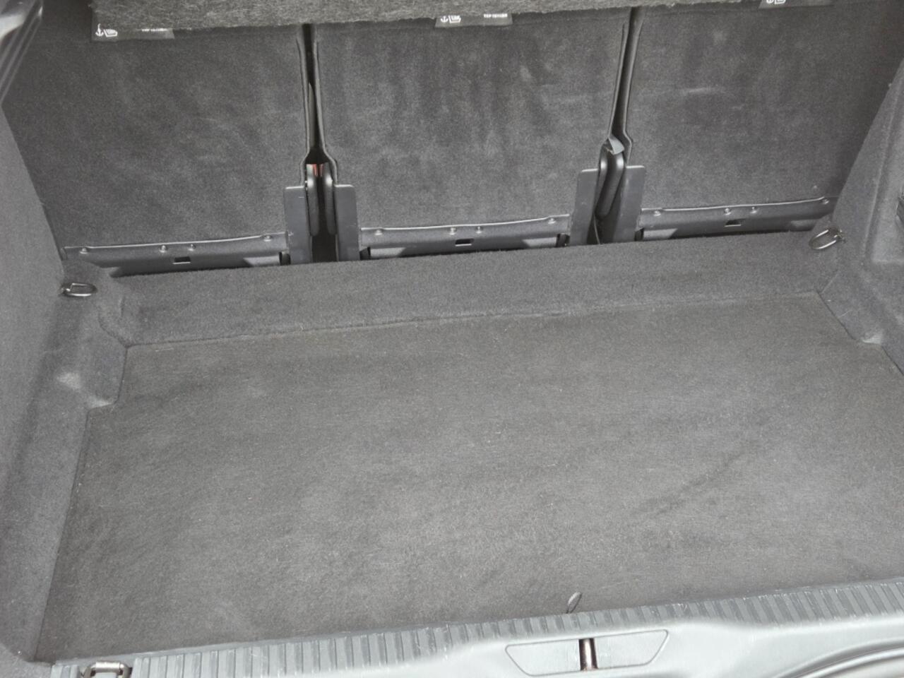 Citroen C4 Shine 130 PK | Massage stoelen voor | Elektrische achterklep