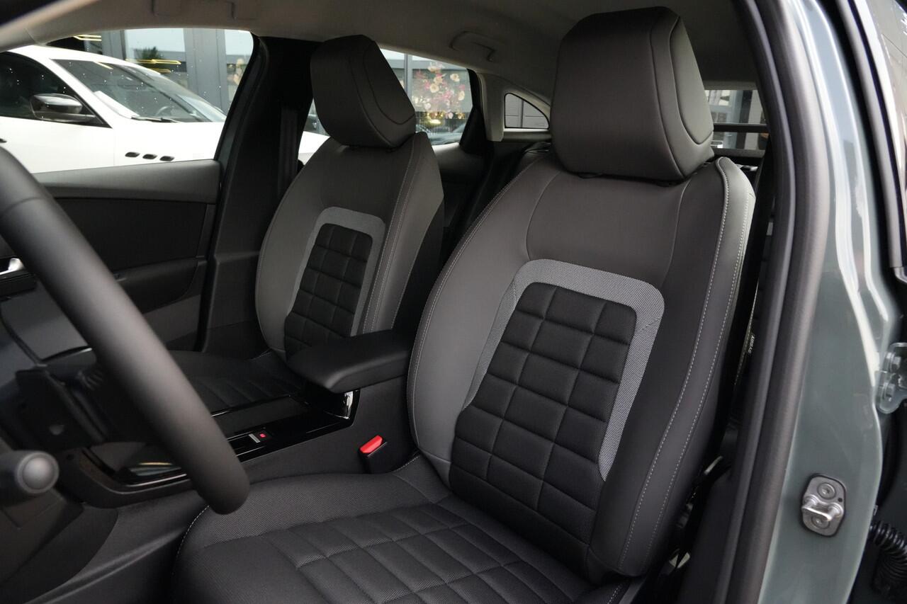 Citroen C4 1.2 Hybrid 145pk Plus 145pk Navigatie/Cruise/Camera