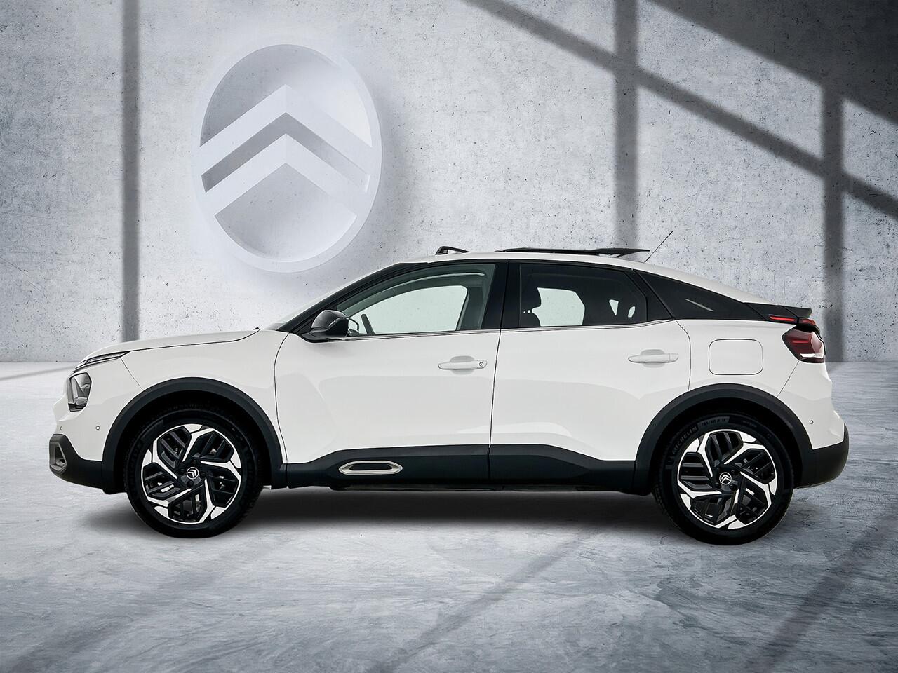 Citroen C4 130PK Automaat Shine | Rijklaar | Panorama schuifkanteldak | Afneembare trekhaak | Adaptieve cc |