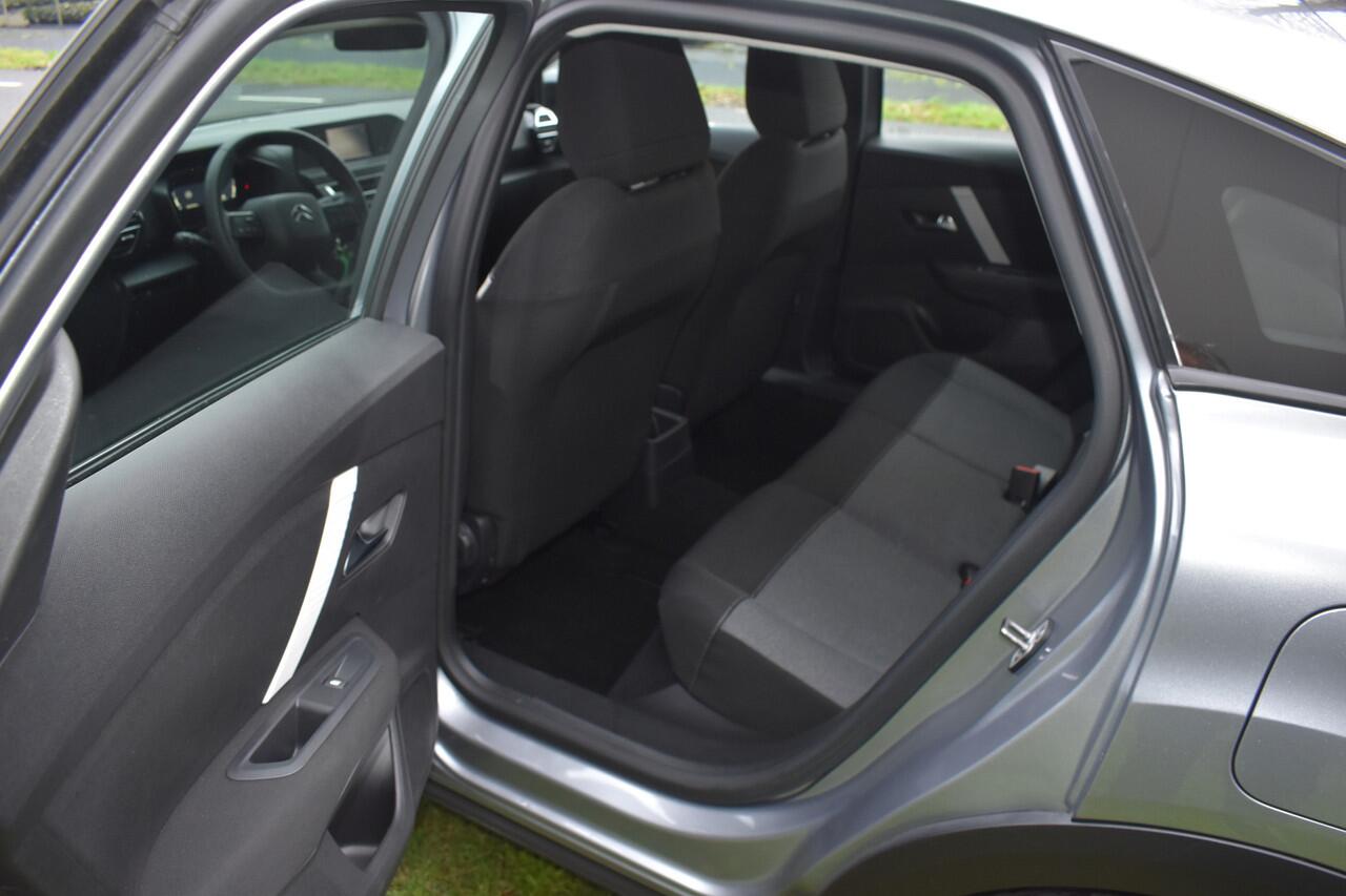 Citroen C4 1.2 Live Airco Cruisecontrol Carkit Btw auto Nieuwe-distriem