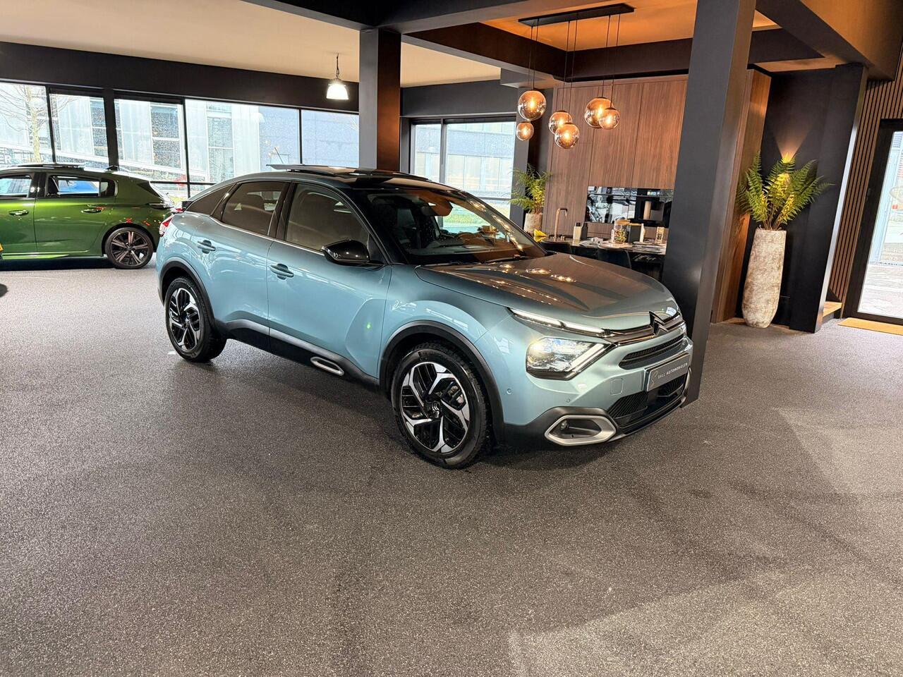 Citroen C4 1.2 Puretech Shine Pano/360/Keyless