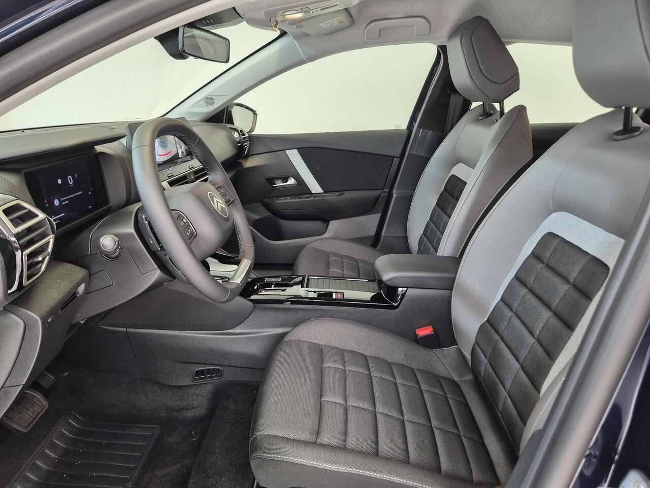 Citroen C4 1.2 Hybrid 145pk Business Automaat | Navigatie | Achteruitrijcamera | Stoelverwarming | Keyless Entry | Apple Carplay/Android Auto (Draadloos) |