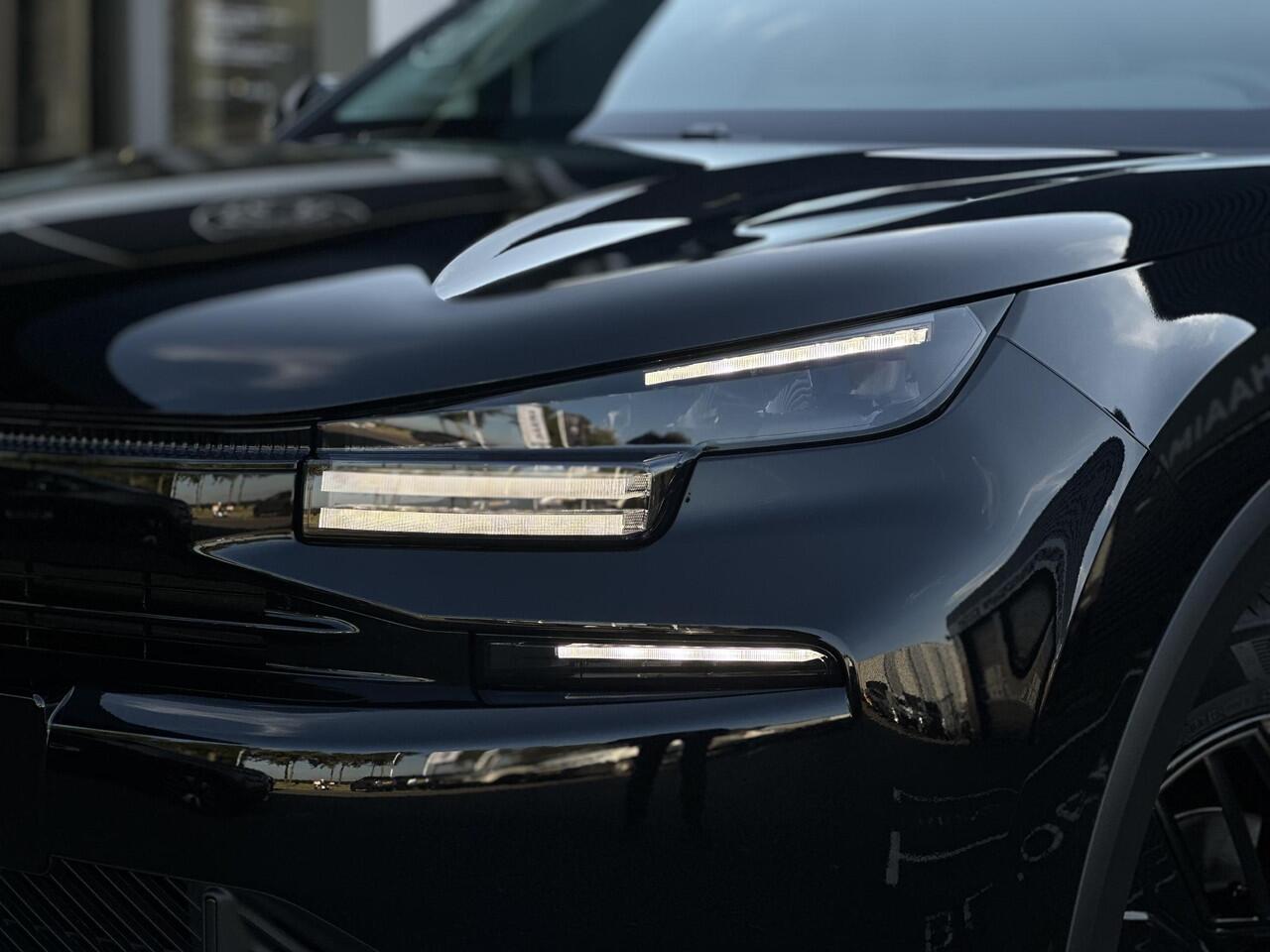 Citroen C4 1.2 Hybrid 145pk Collection | Comfort Seats | Voorruit-/Stoelverwarming | Navigatie | Climate Control | Apple Carplay/Android Auto | Cruise Control | Full LED | DAB |