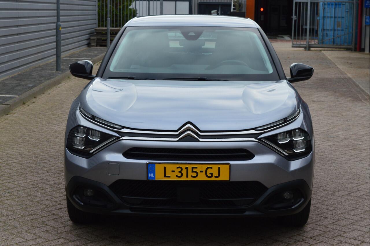 Citroen C4 1.2 Puretech Feel O.a: Distributie vernieuwd, Afn. trekhaak, Full Led, PDC, Dab, Cruise, Navi, Etc... Rijklaar! All-in prijs!