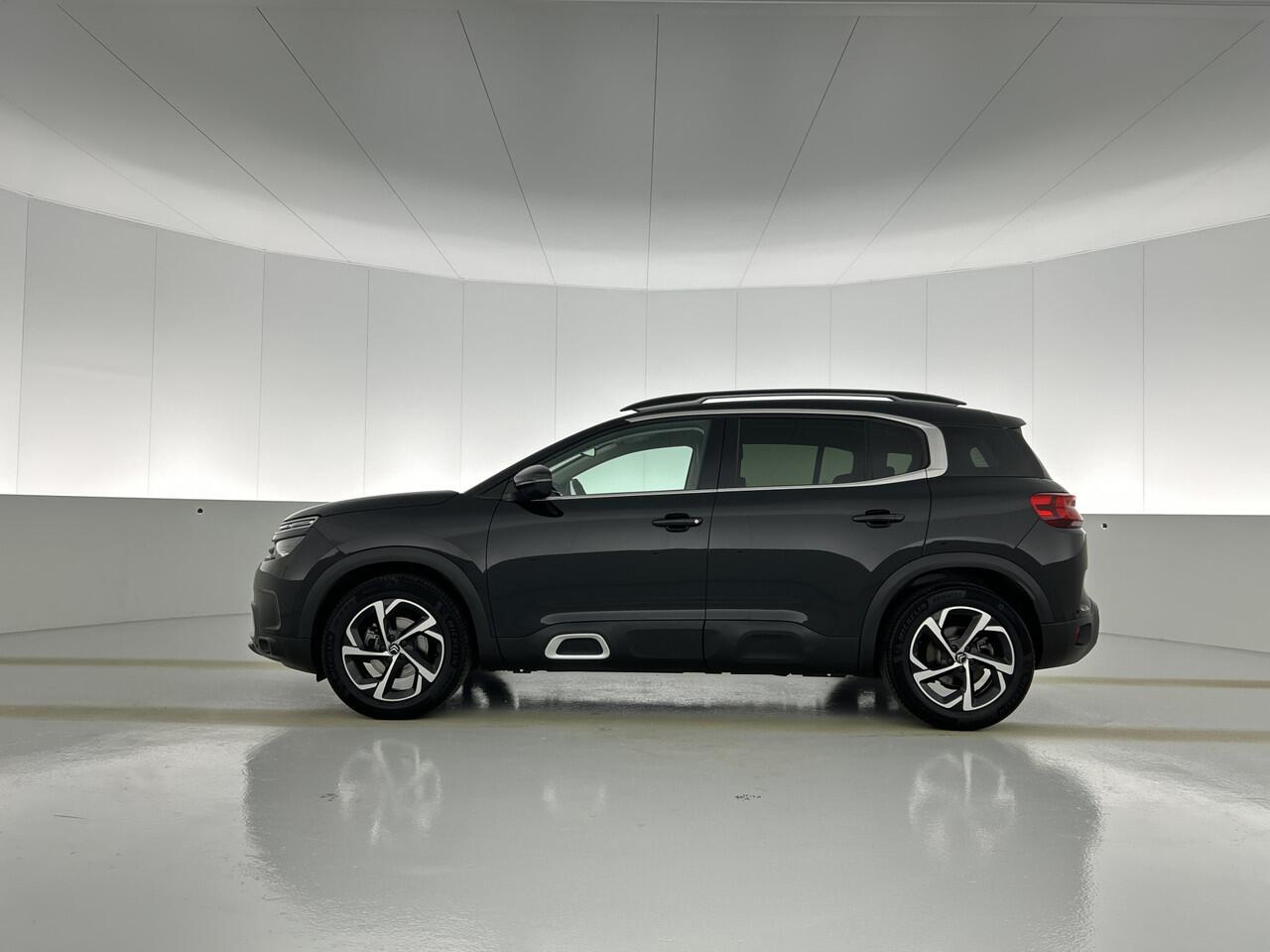 Citroen C5 Aircross 1.6 Turbo 180 PK | Rijklaar | Trekhaak | Parkeer sensoren V+A | Navigatie | Apple Carplay
